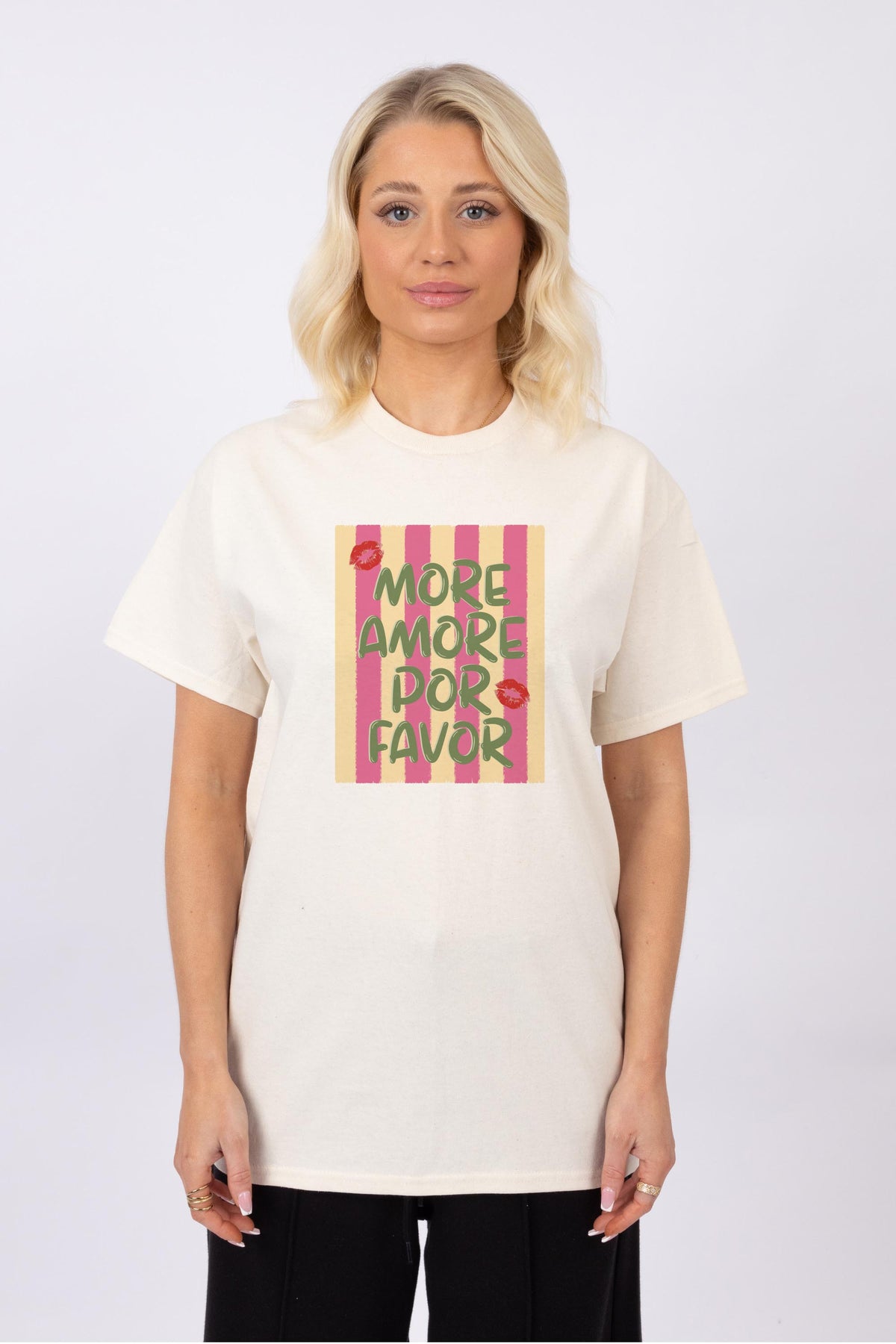 More Amour Por Favor Retro Printed T-Shirt