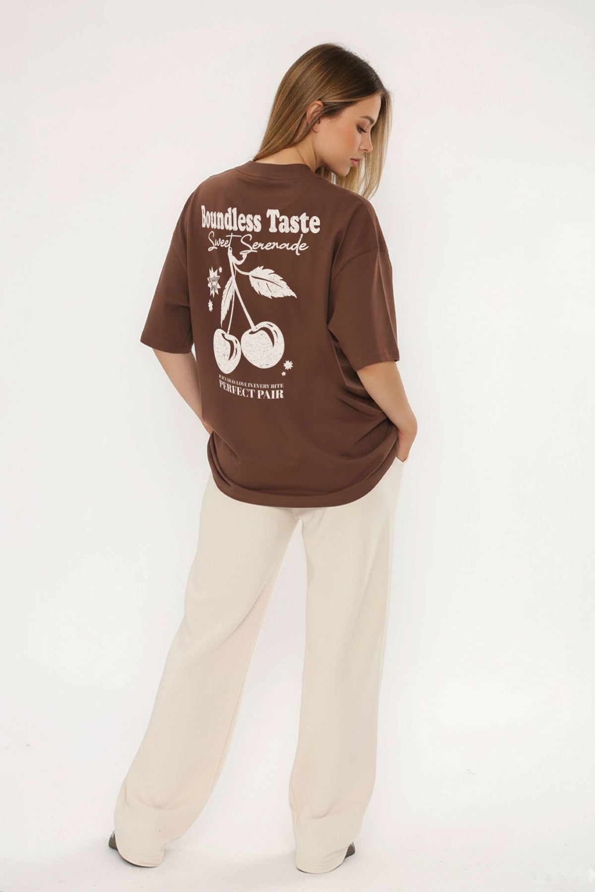 220GSM Oversize T-Shirt In Boundless Taste Print