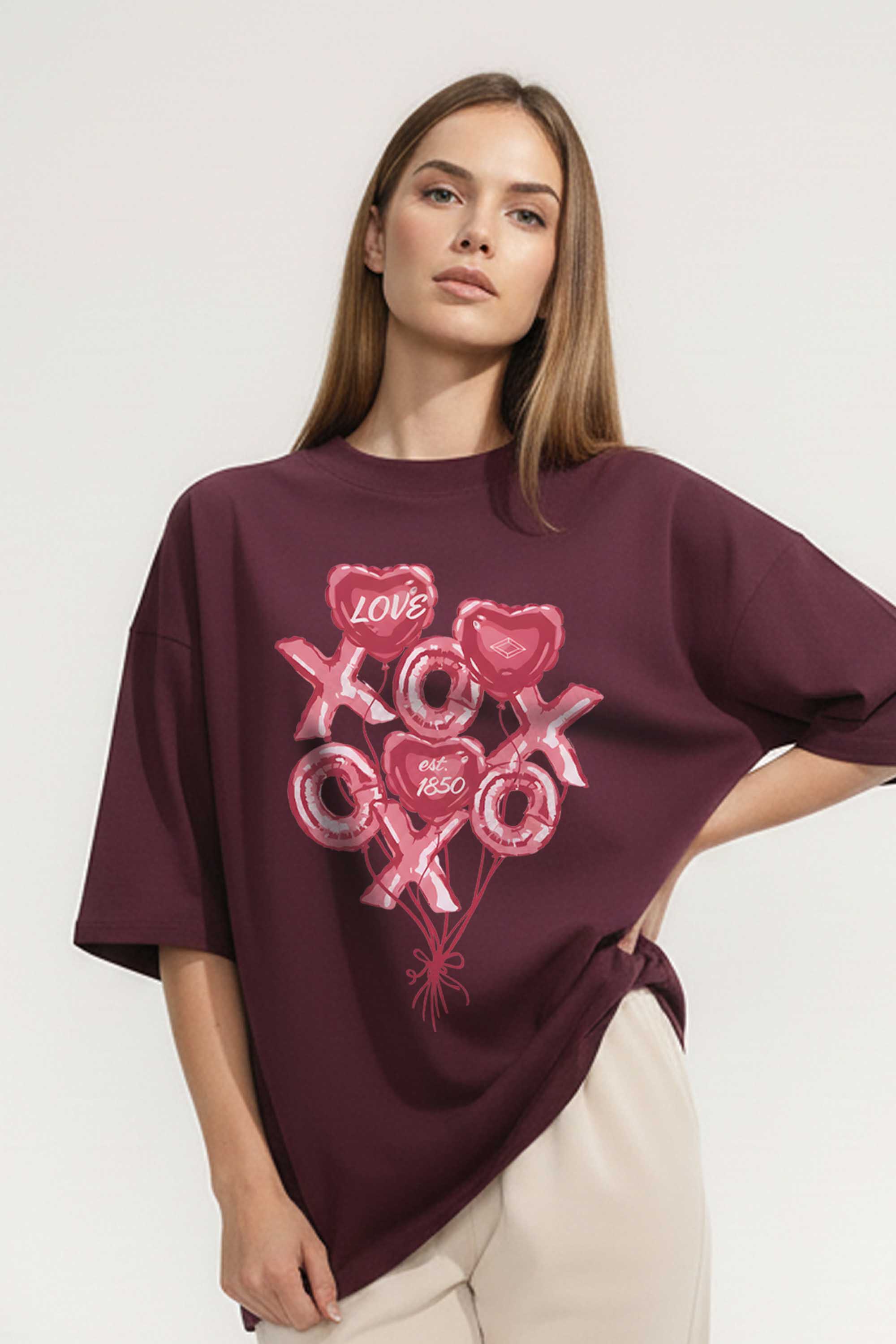 220GSM Oversized T-Shirt in Valentine XOXO Love Print