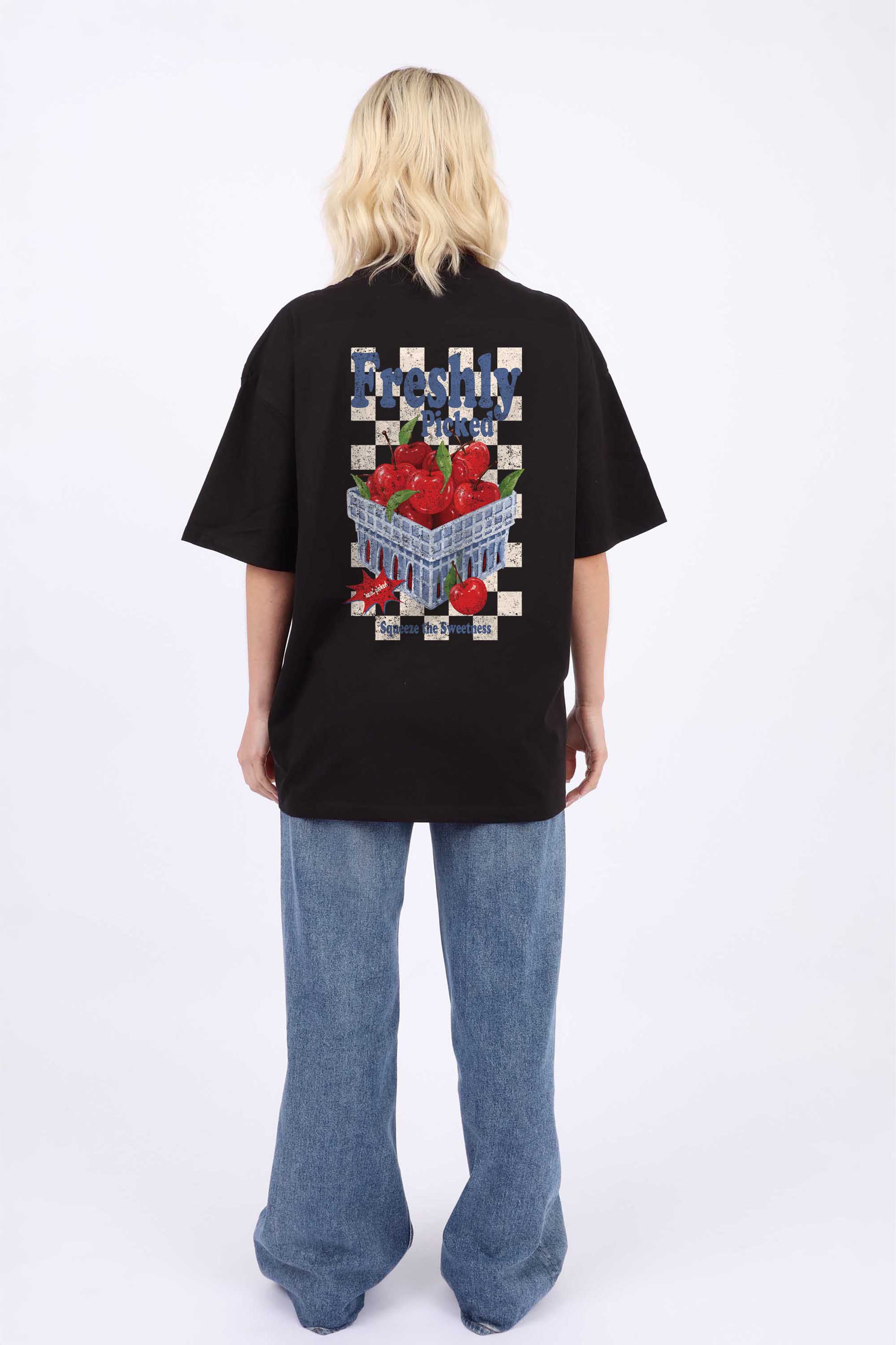 220GSM Oversized T-shirt in Freshly Picked Apples Print