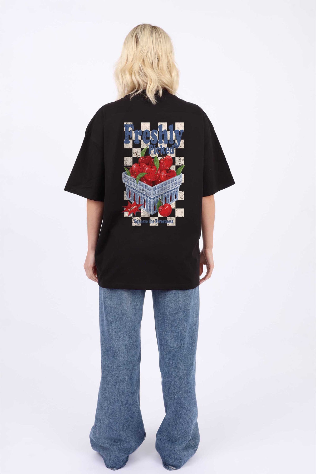 220GSM Oversized T-shirt in Freshly Picked Apples Print