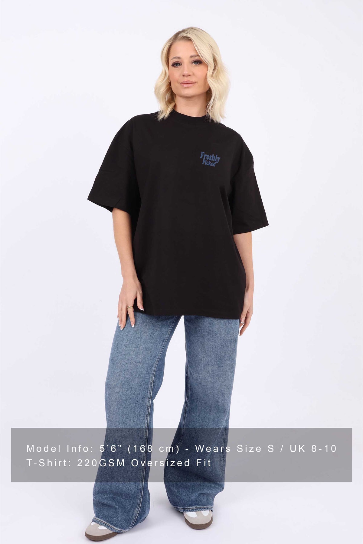 220GSM Oversized T-shirt in Freshly Picked Apples Print