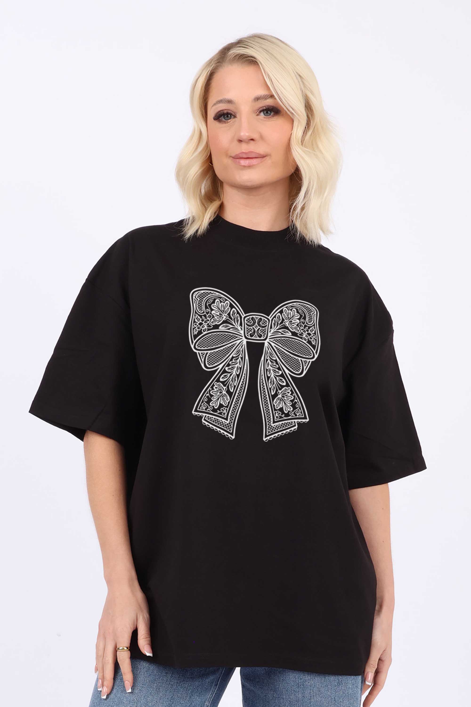 220GSM Oversized T-Shirt in Lace Bow Print