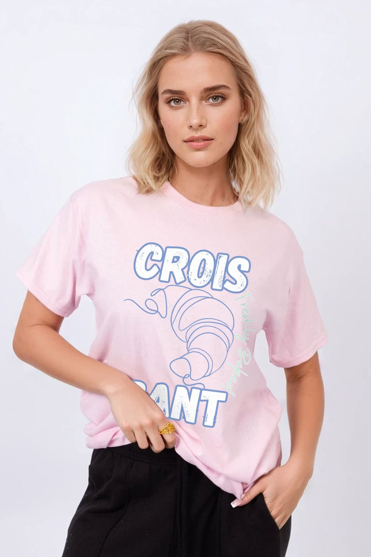 Regular Fit T-Shirt in Croissant Print