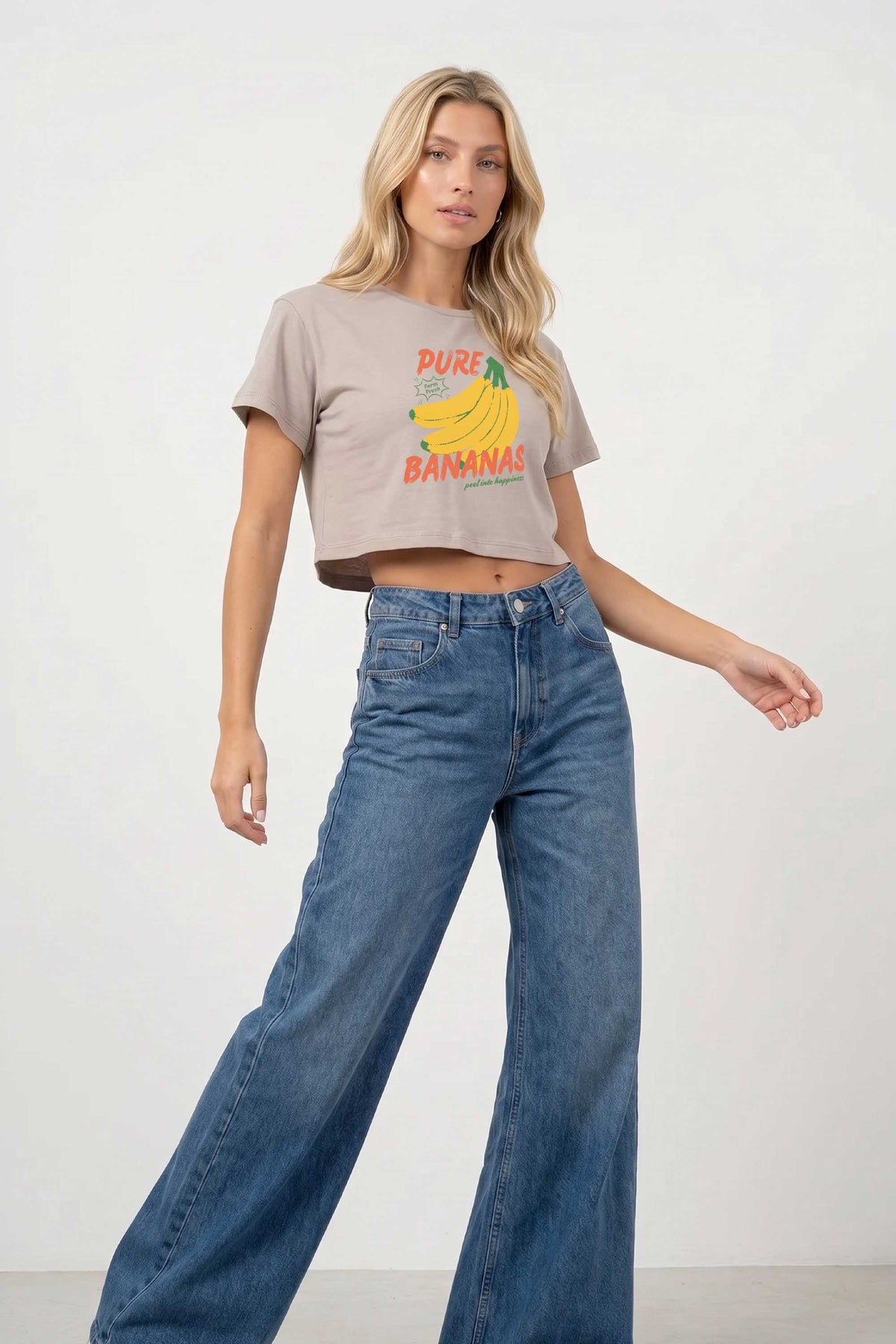 Cropped T-shirt in Pure Bananas Print