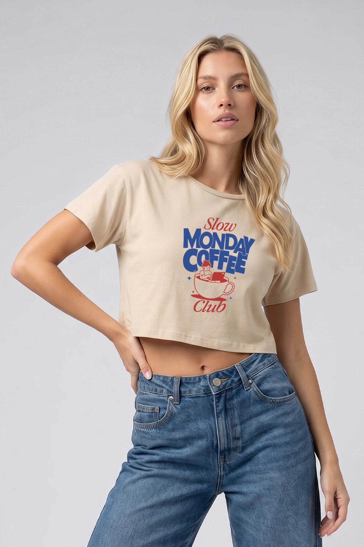 Cropped T-shirt in Slow Monday Coffee Club Print