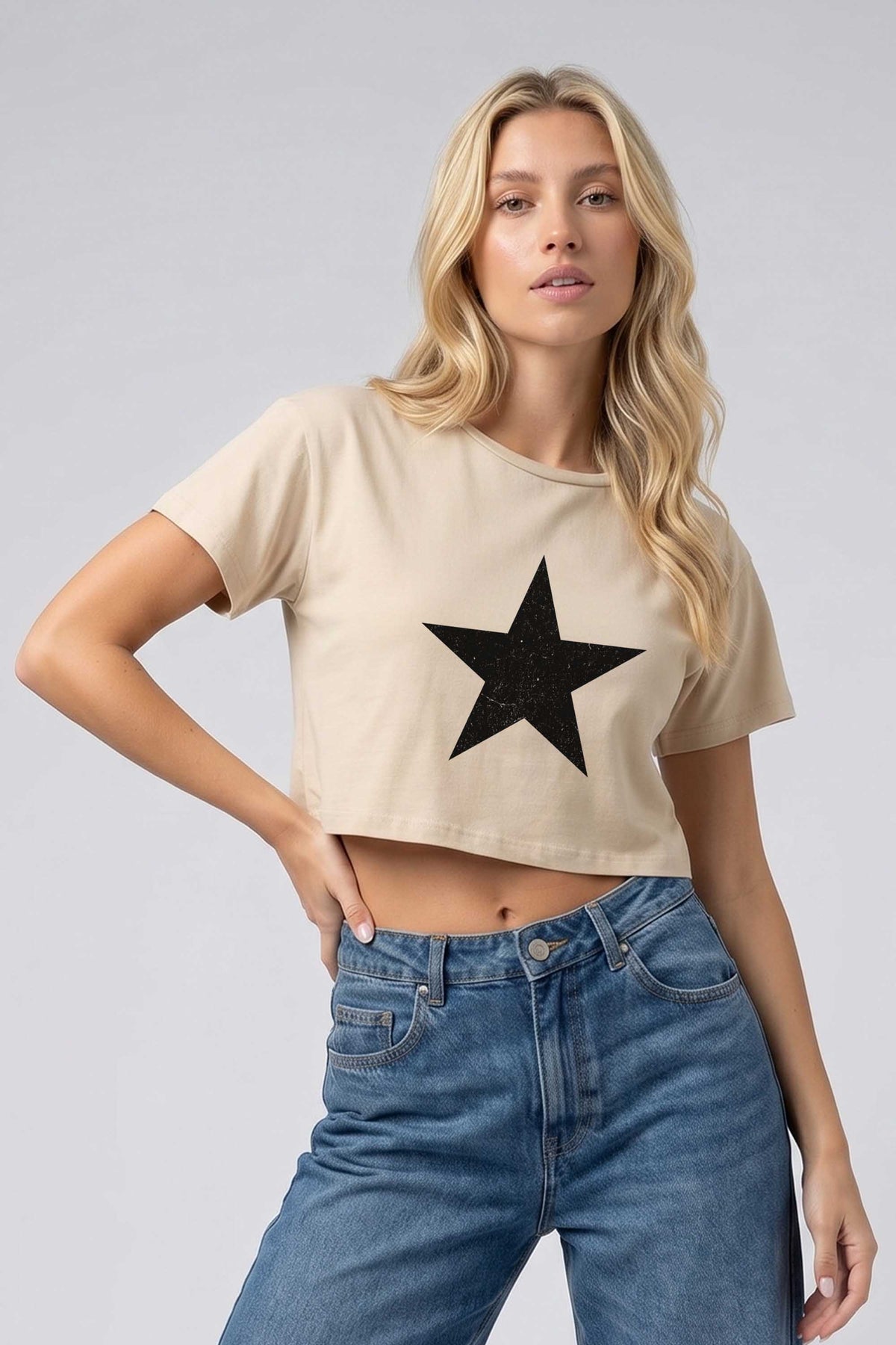 Cropped T-shirt in Distressed Star Print