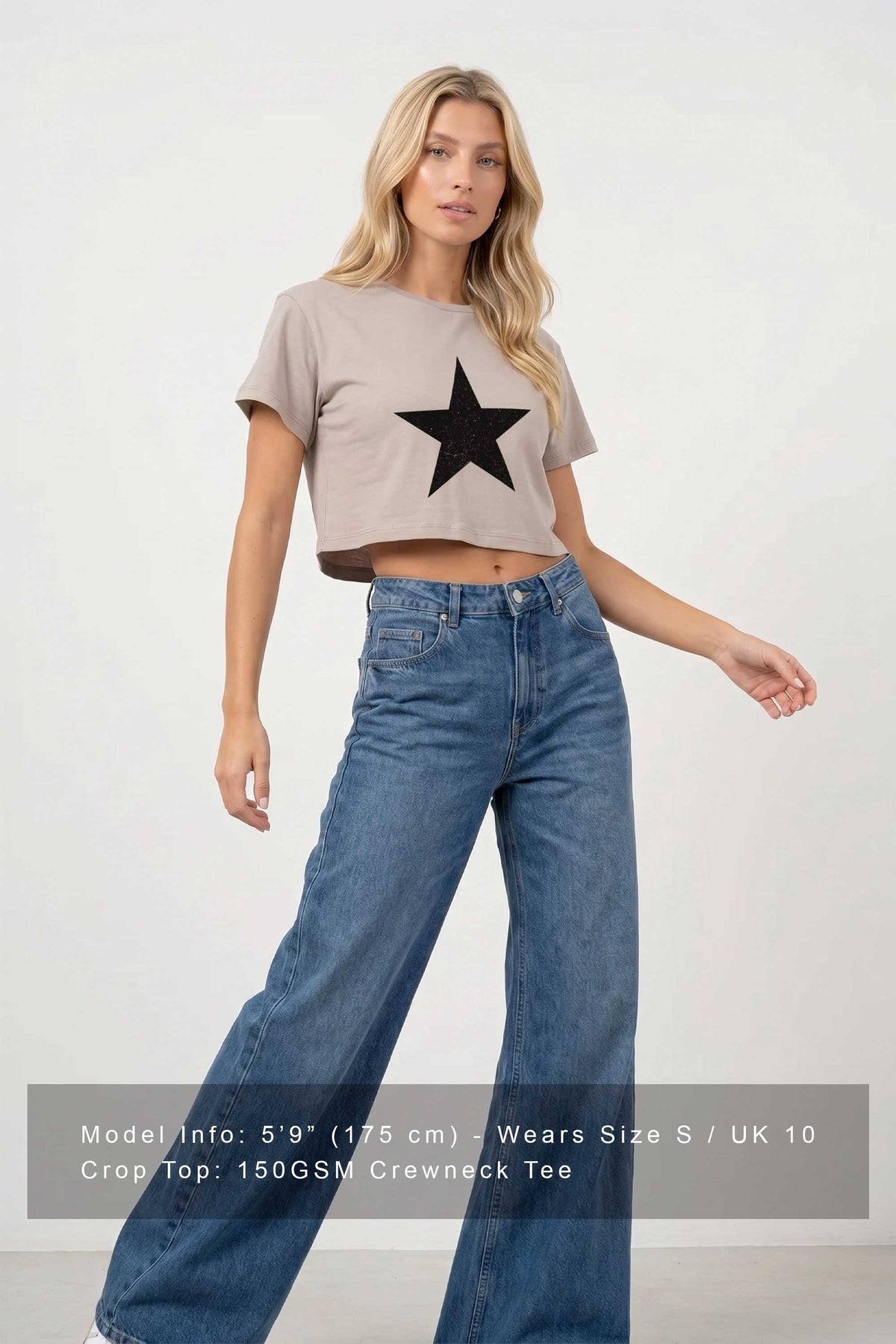 Cropped T-shirt in Distressed Star Print