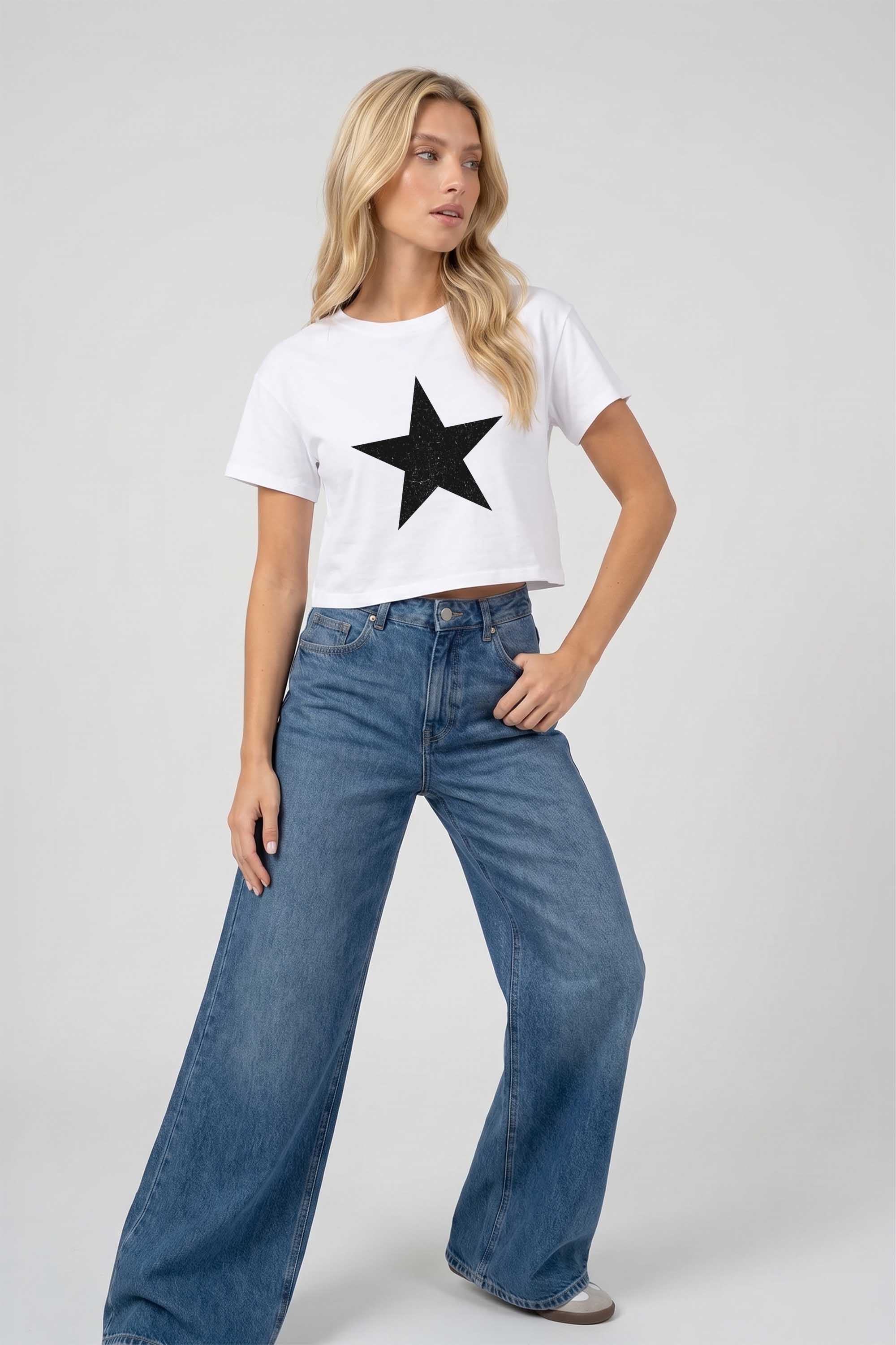 Cropped T-shirt in Distressed Star Print