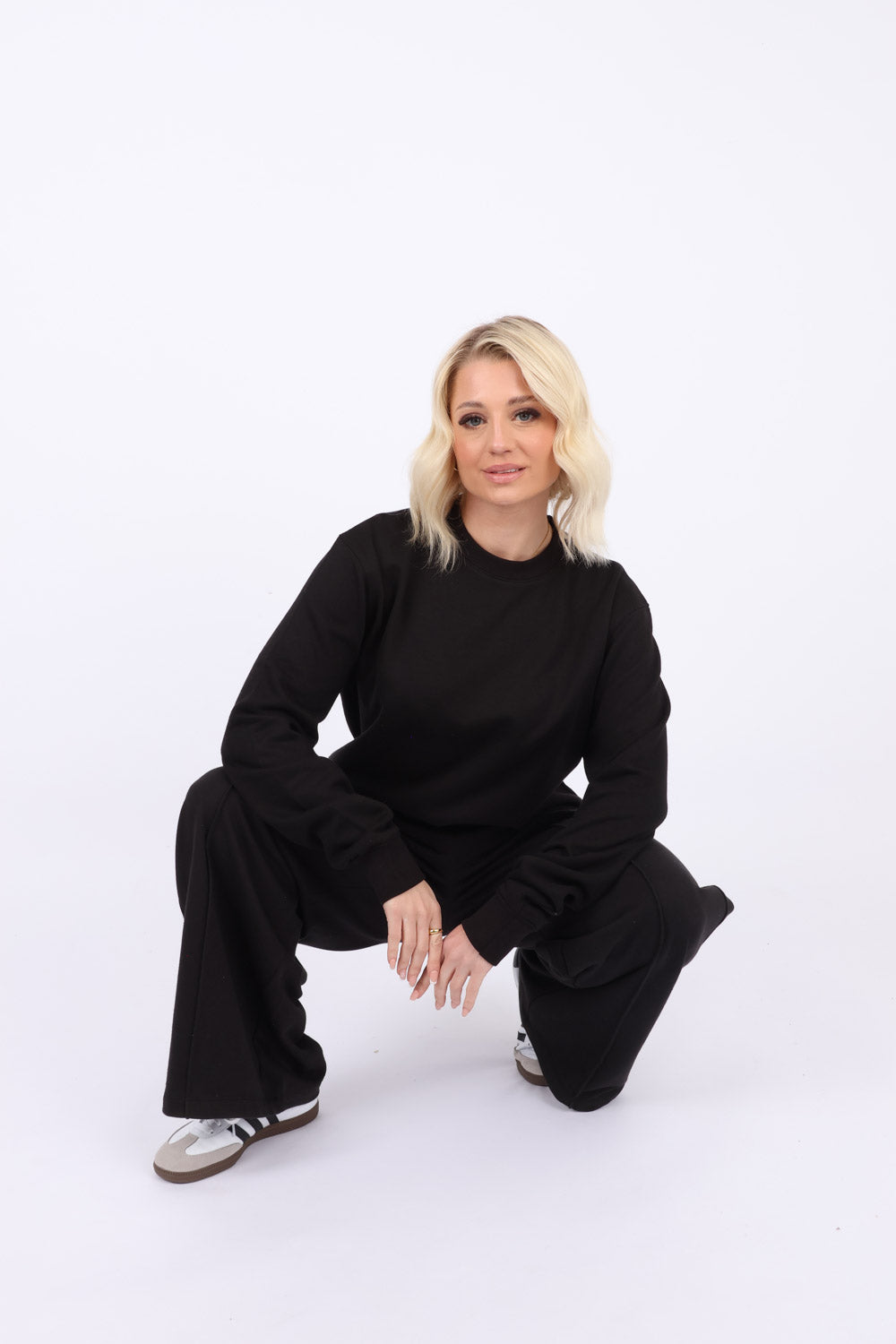 Womens Crew Neck Plain Sweatshirts (Pack of 6)