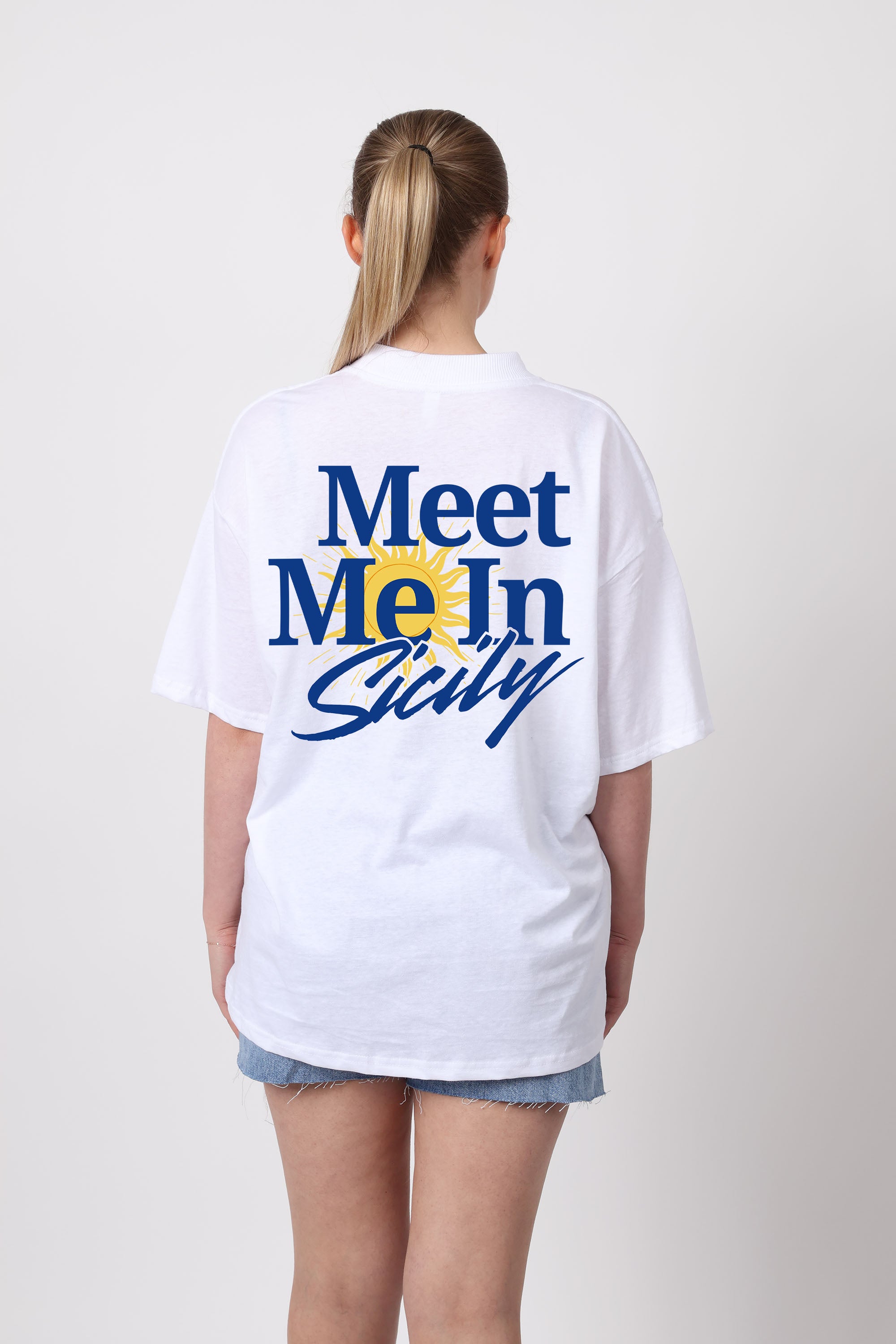 150GSM Oversized T-Shirts in Meet In Sicily Print