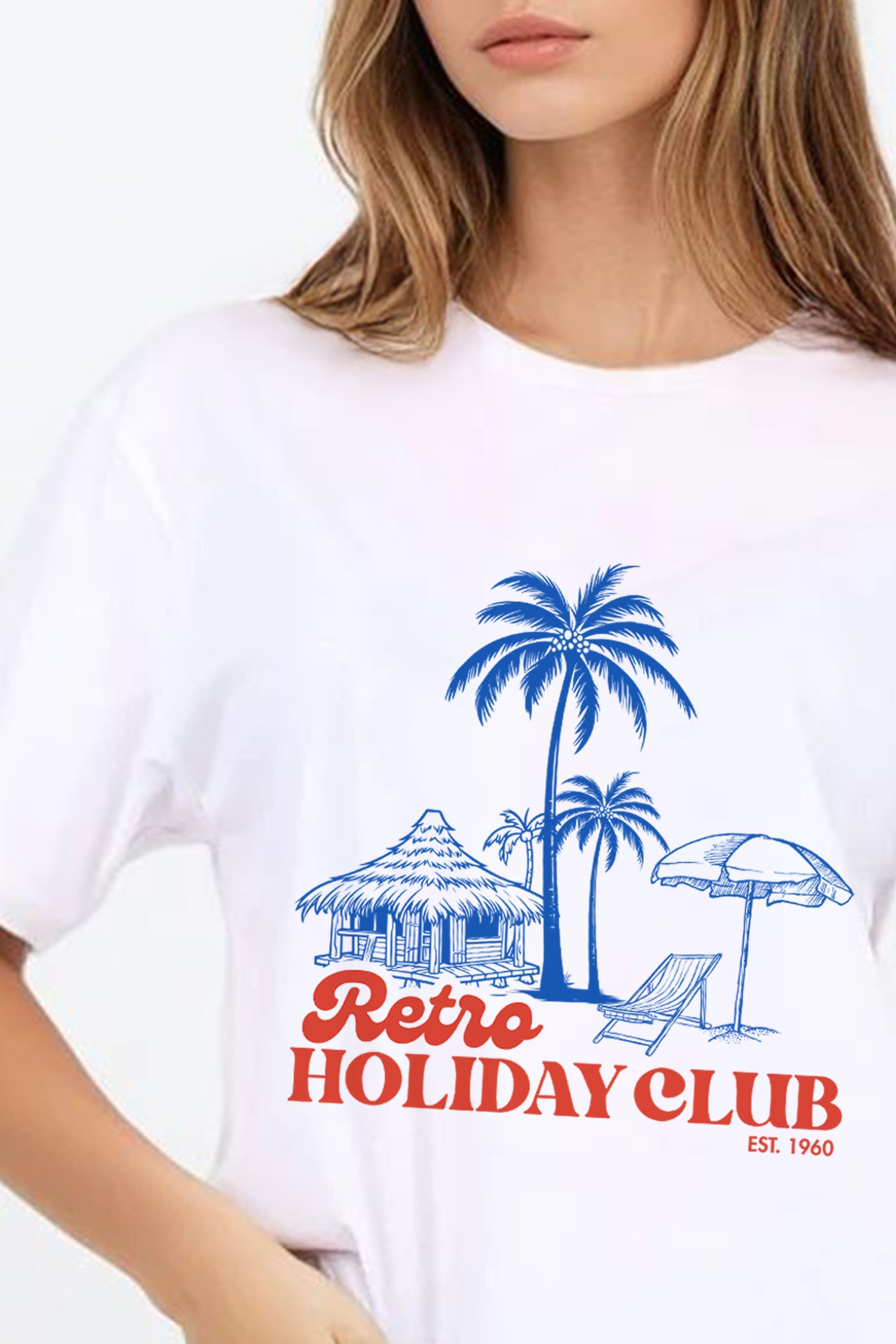 Regular Fit T-shirt in Retro Holiday Club Print