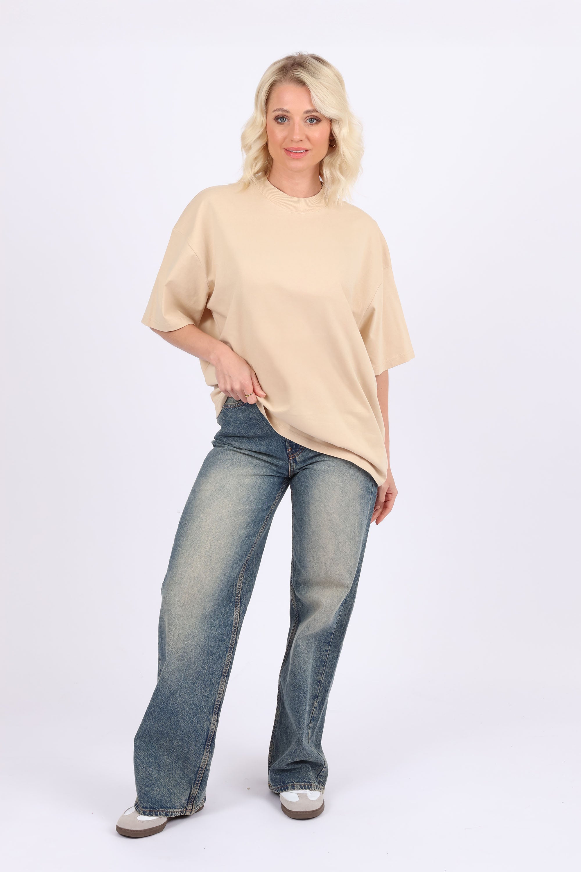 220GSM Oversized Custom Printed T-Shirt