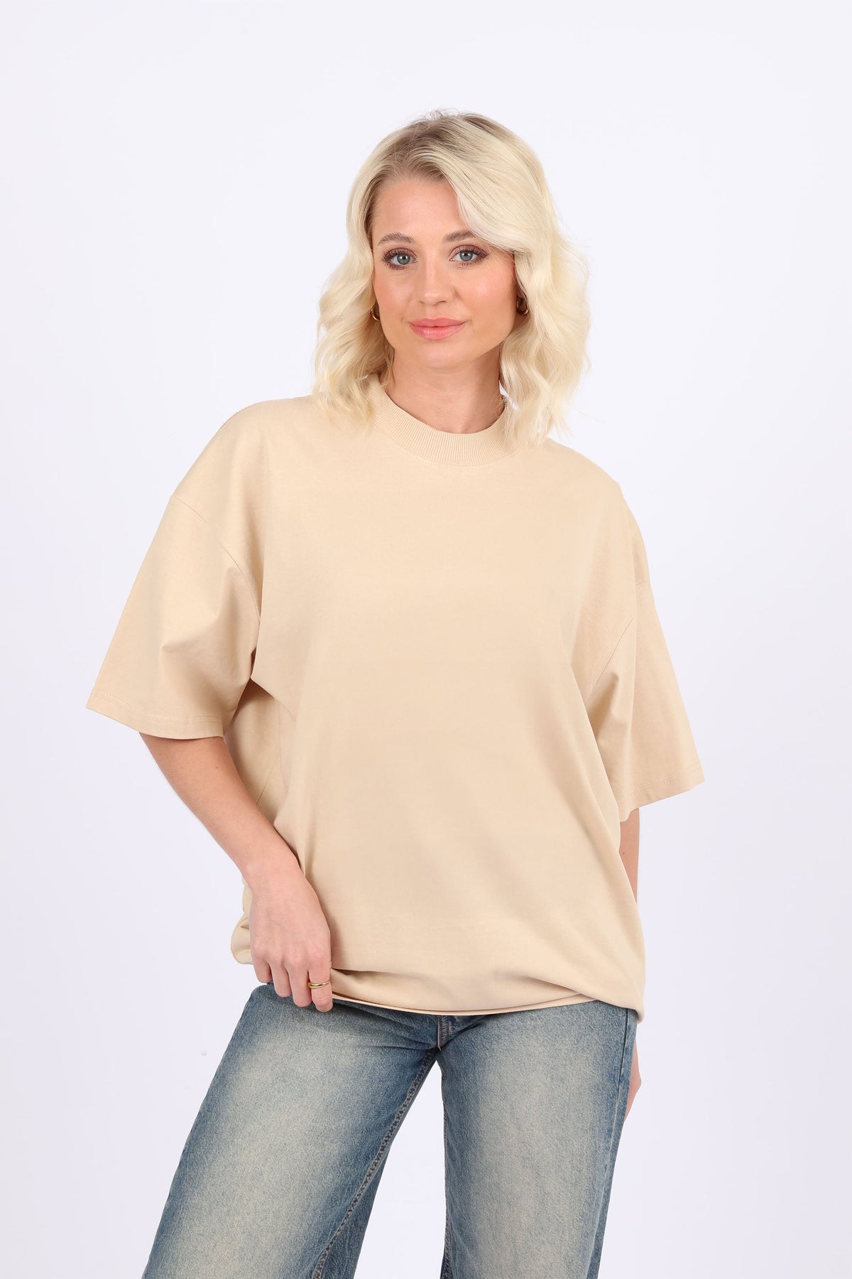 220GSM Oversized Adult Unisex T-Shirt Sample