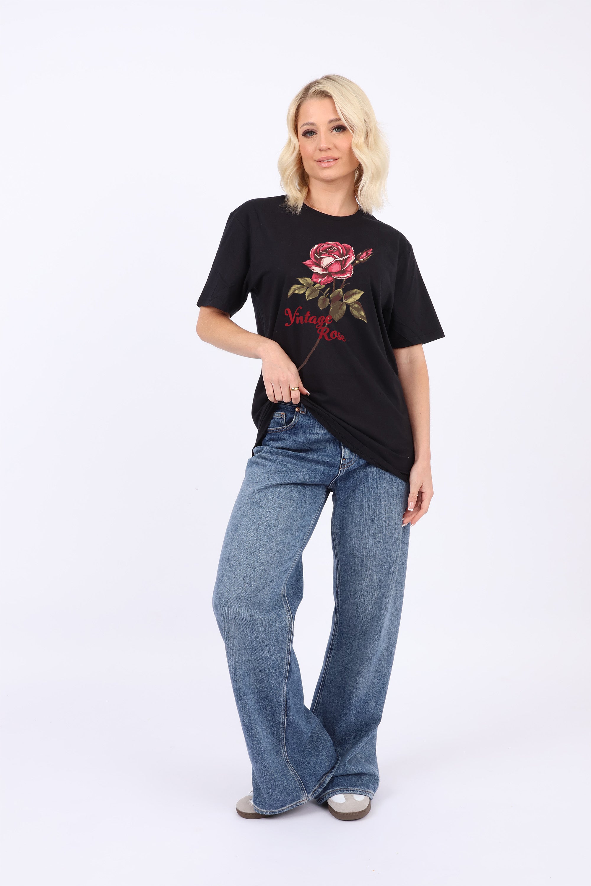 Regular Fit T-shirt in Vintage Rose Print