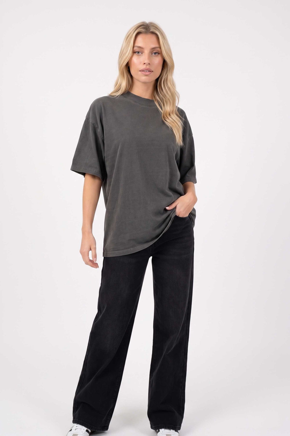 220GSM Unisex Oversized Plain Acid Washed T-Shirts