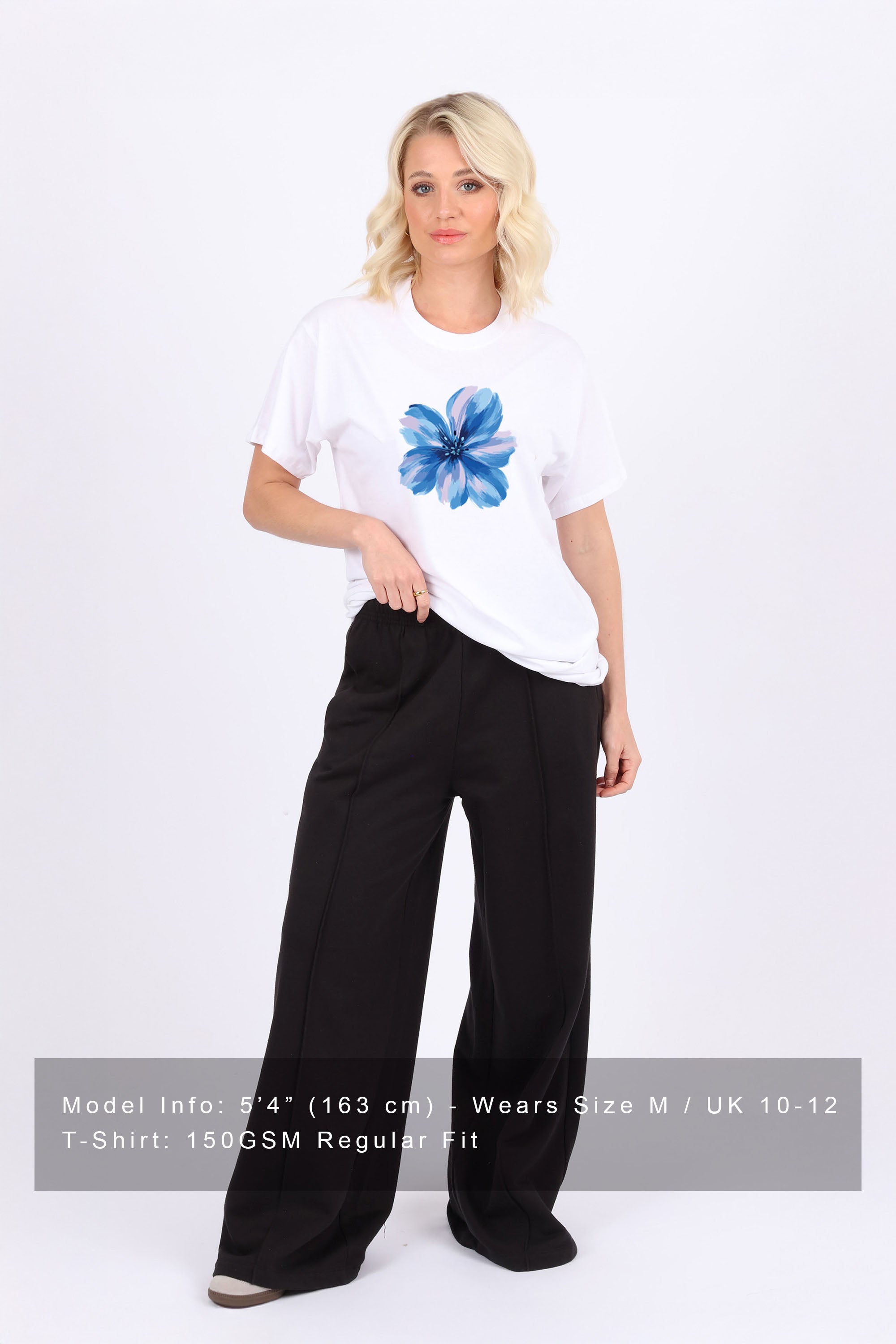 Regular Fit T-shirt in Blue Floral Print