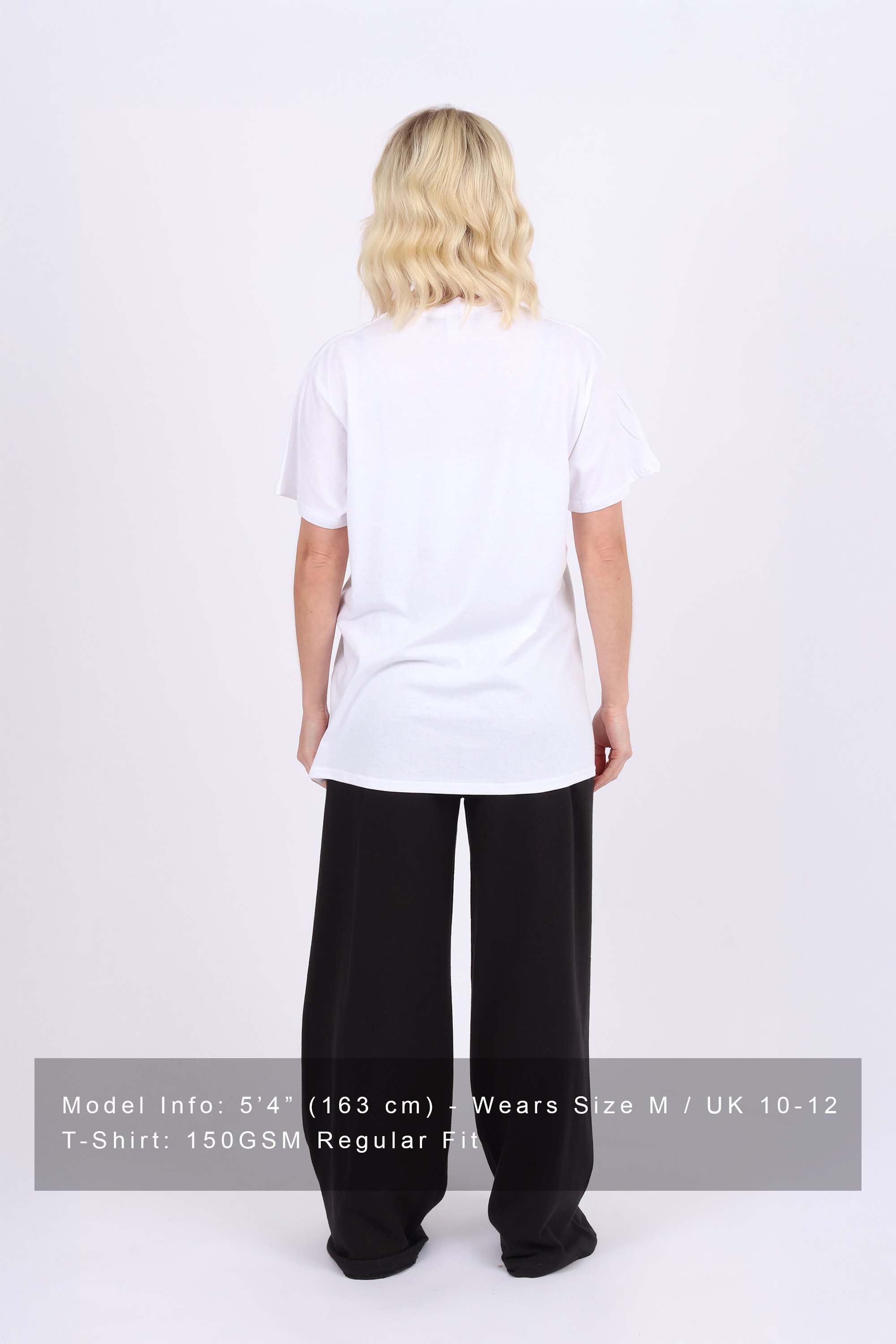 Regular Fit T-shirt in Sweet Apples Print