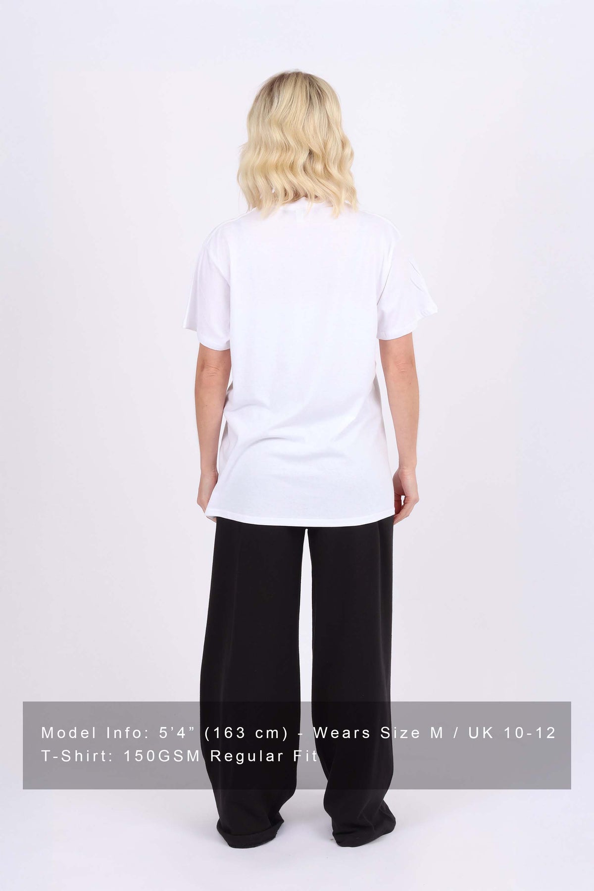 Regular Fit T-shirt in Sweet Apples Print