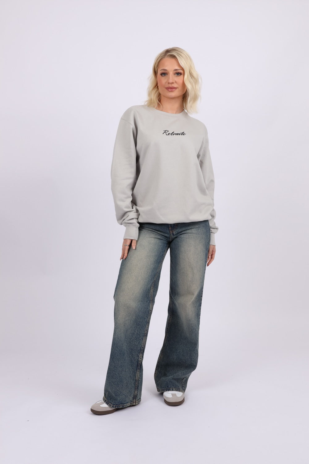 Retraite Front Embroidery & Printed Back Sweatshirt