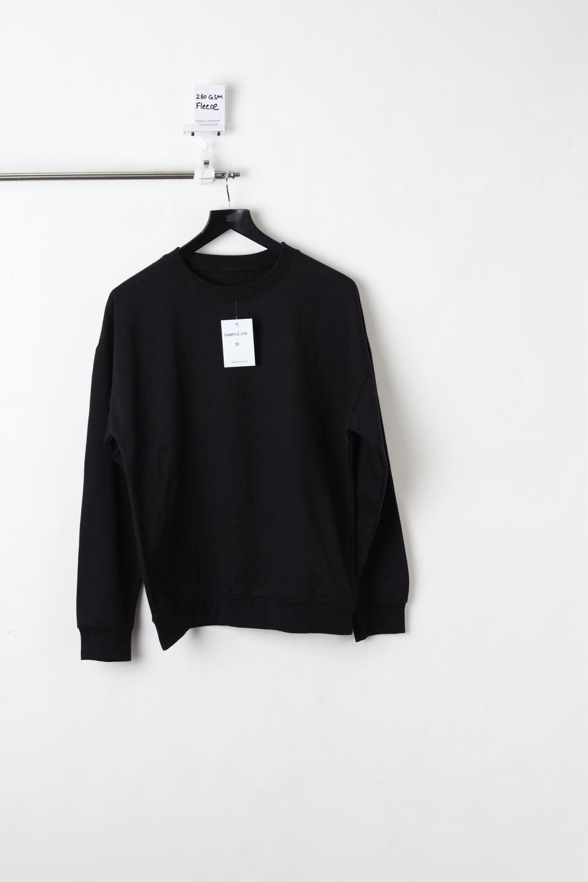 280GSM BLACK SWEATSHIRT (SIZE M)-SAMPLE
