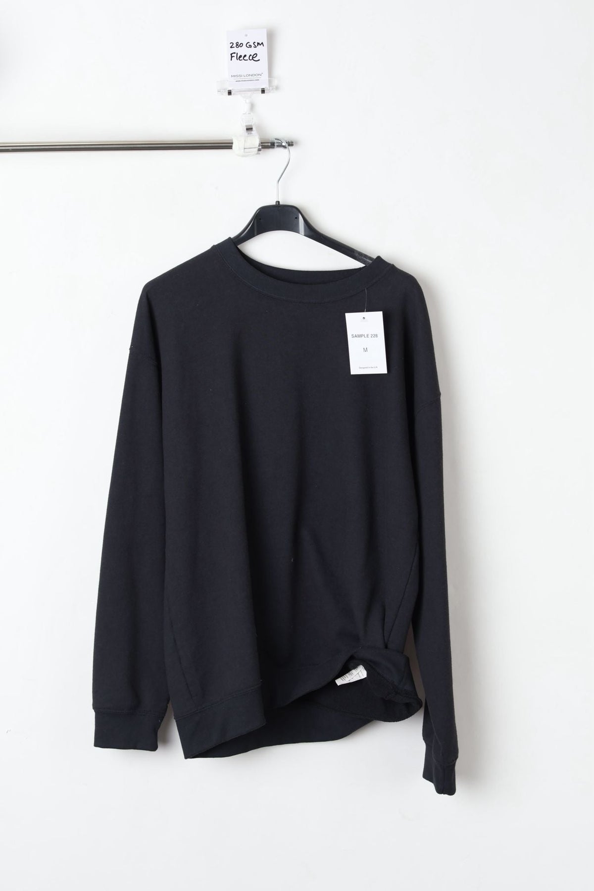 280GSM BLACK SWEATSHIRT (SIZE M)-SAMPLE