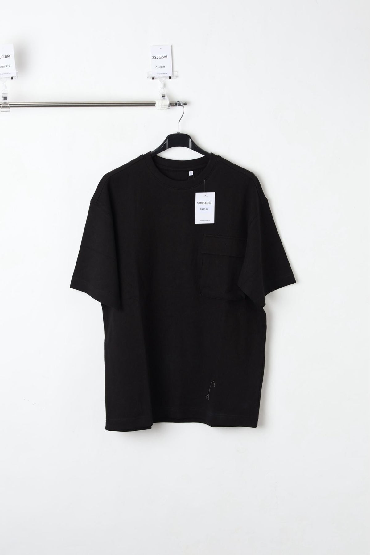 150GSM Standard Fit Plain Black T-Shirt (Size S) – Sample