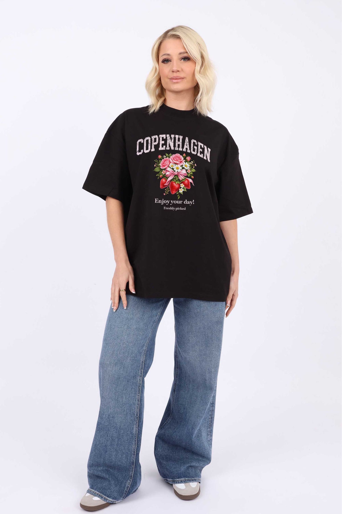 220GSM Oversized T-Shirt in Copenhagen Strawberry Floral Print