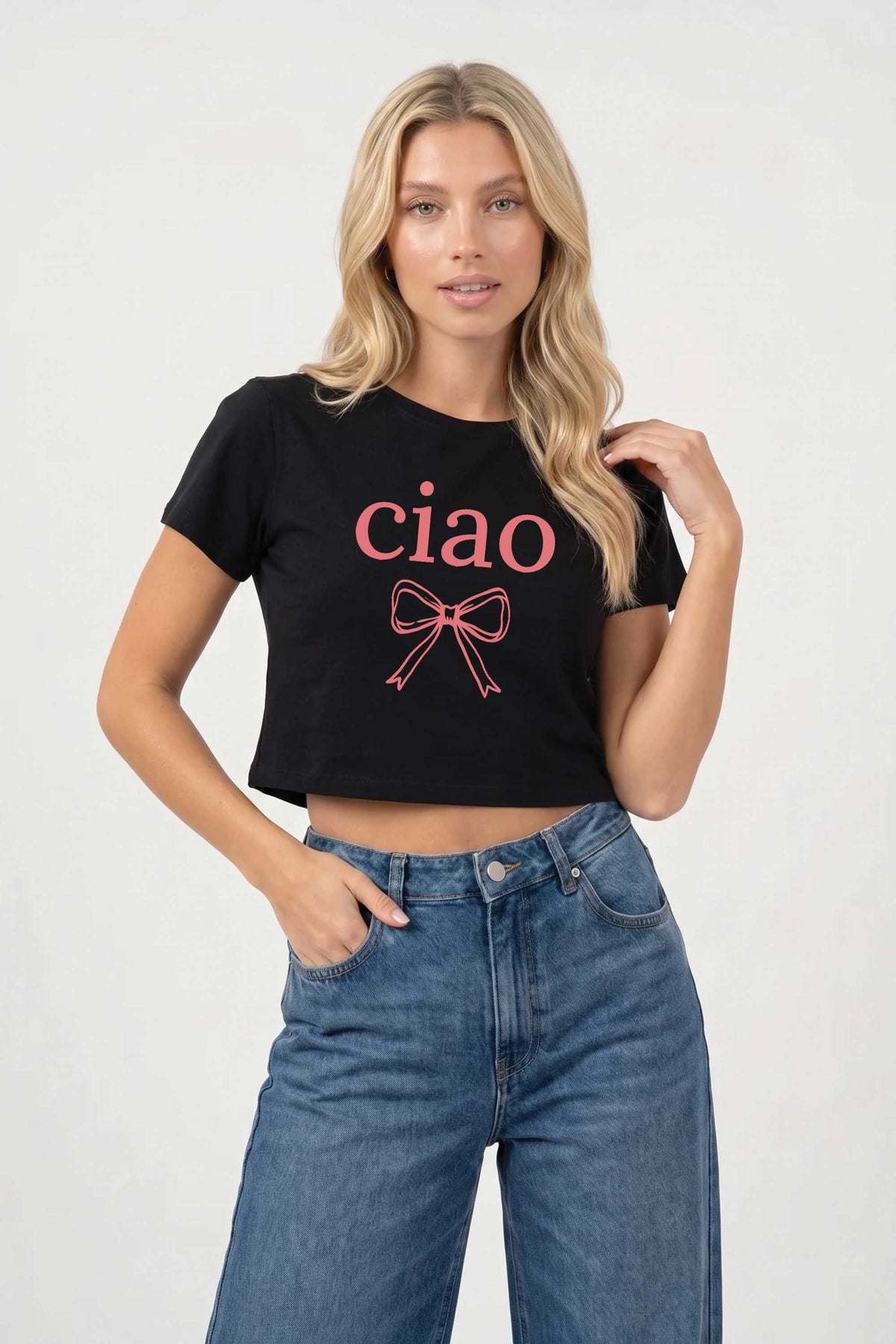 Cropped T-shirt in Ciao Bow Print