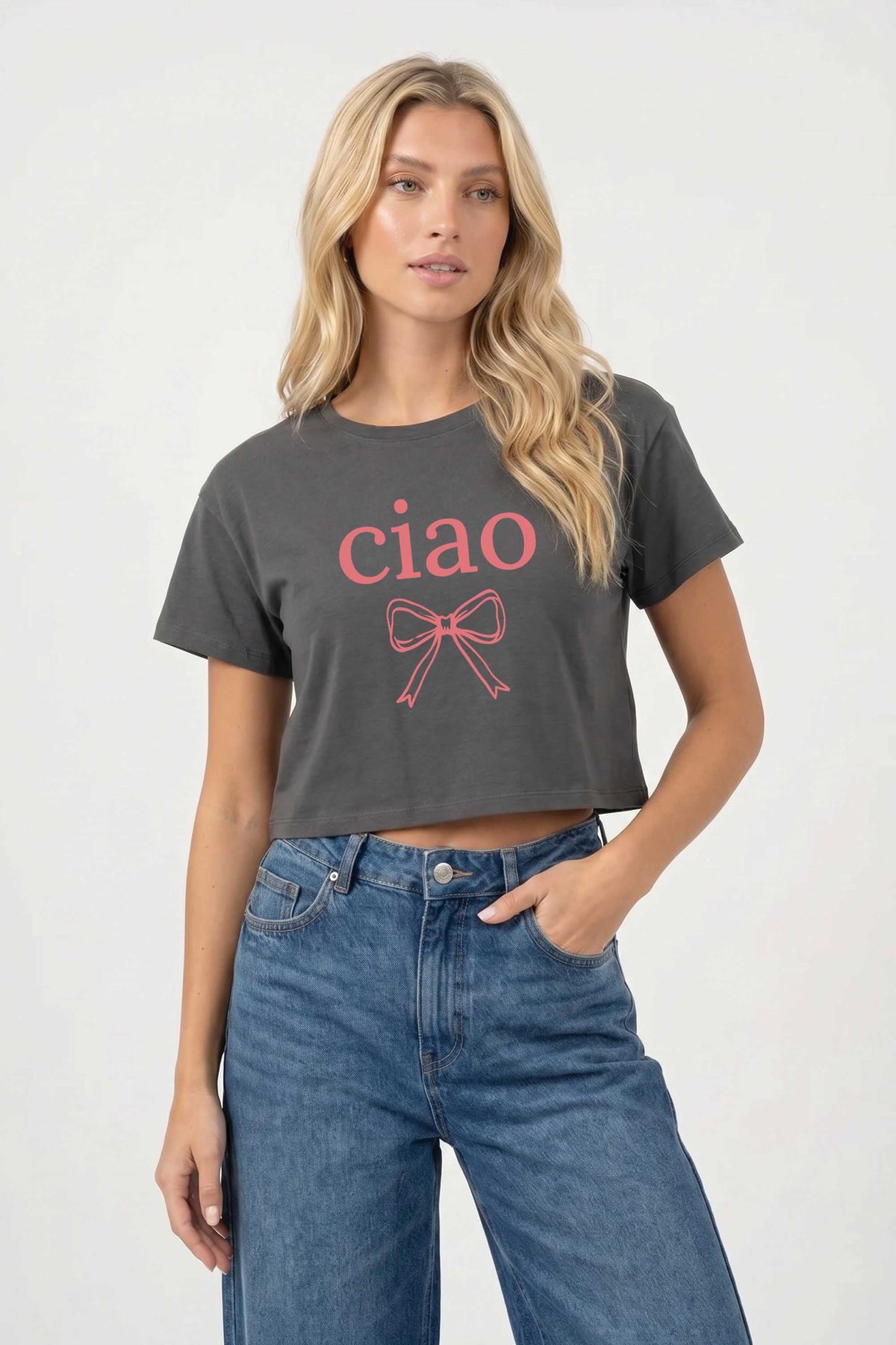 Cropped T-shirt in Ciao Bow Print