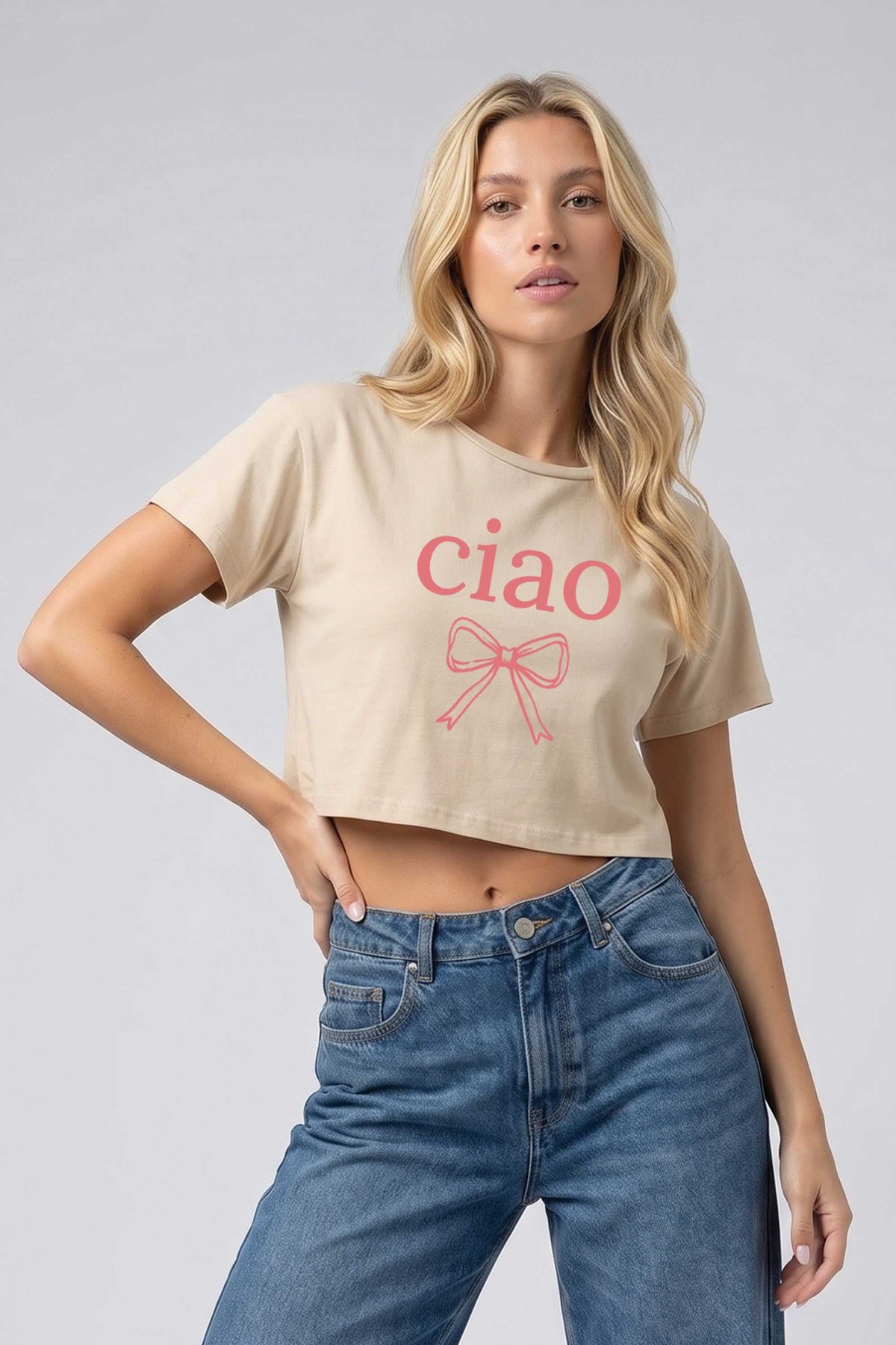 Cropped T-shirt in Ciao Bow Print