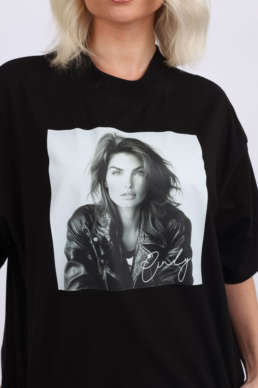 220GSM Oversize T-Shirt In Cindy Crawford Print