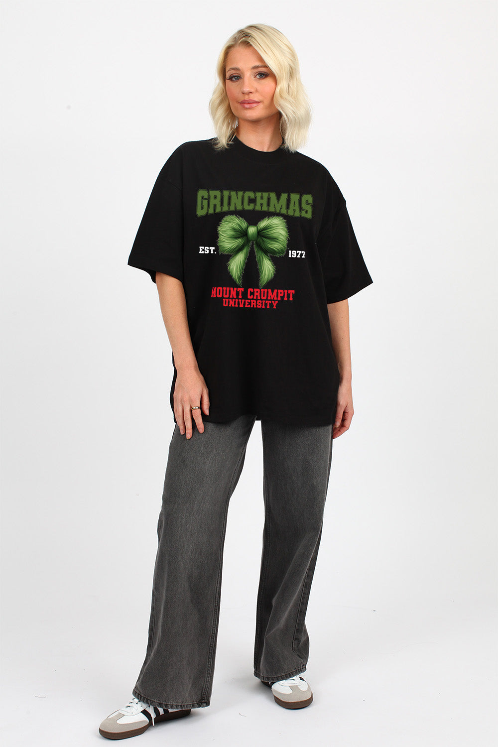 220GSM Oversized T-Shirt In Christmas Grinchmass Bow Print