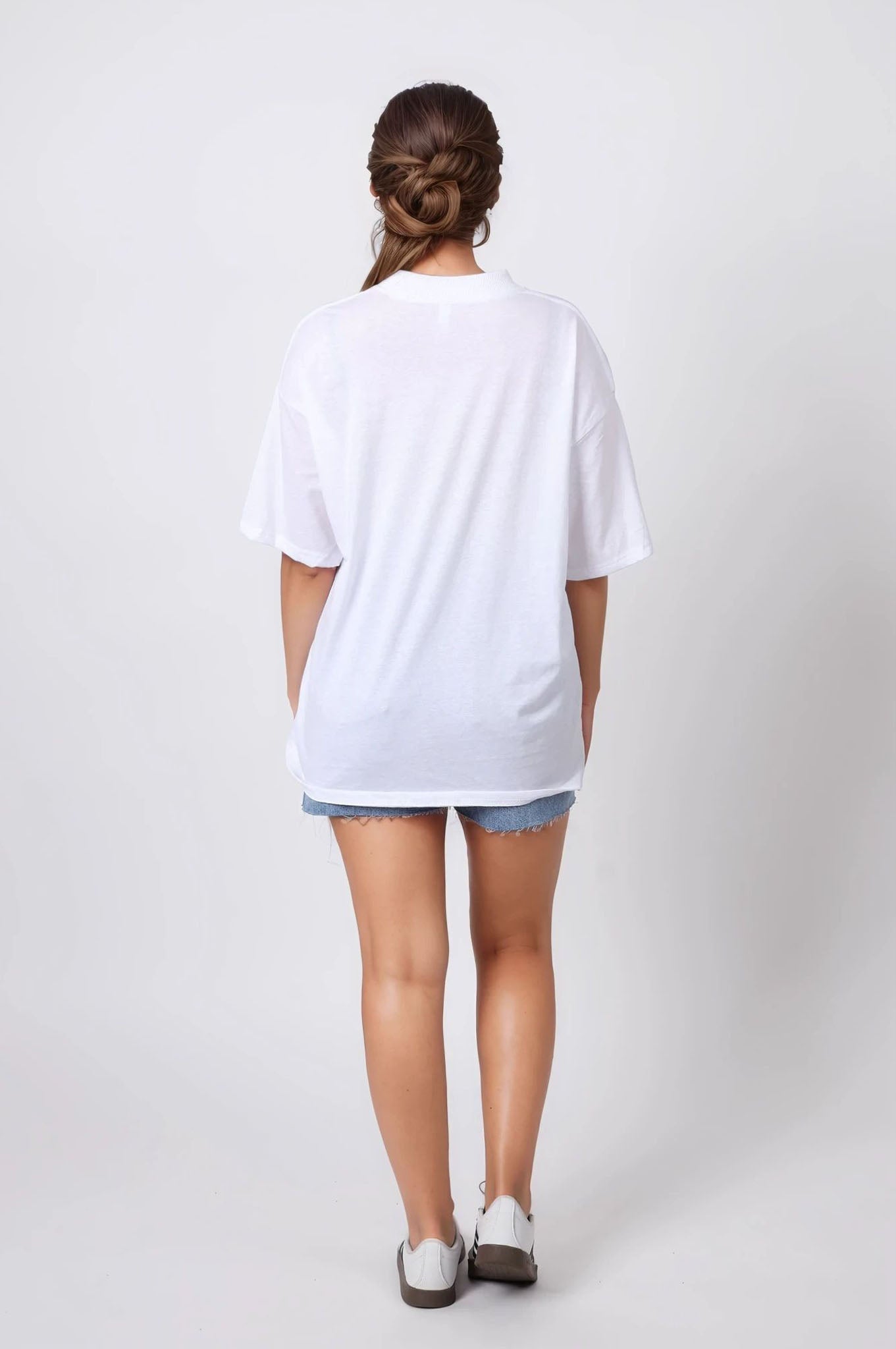 150GSM Oversized T-Shirt in Huntrix K-Pop Anime Print