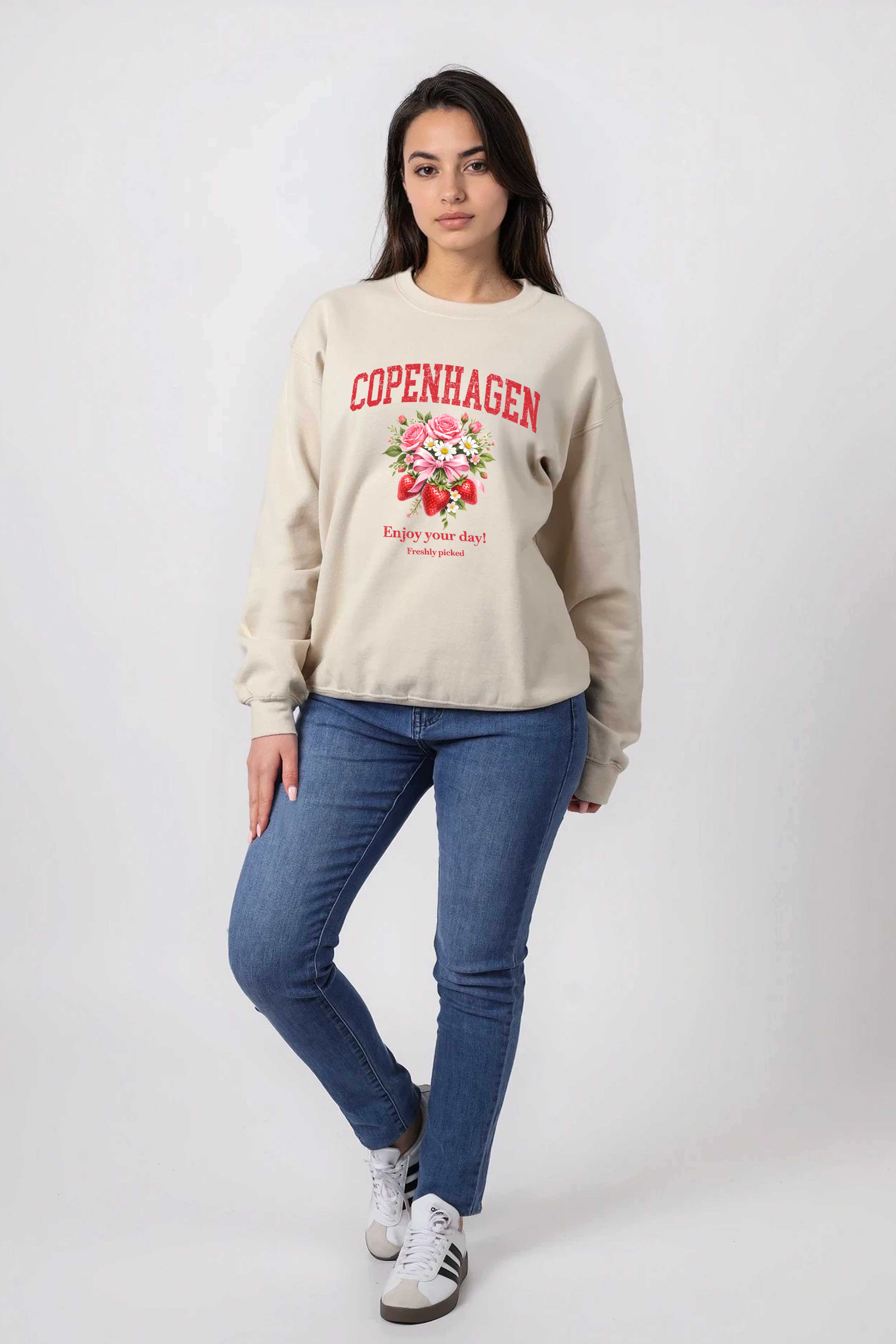 Unisex Heavy Blend Copenhagen Strawberry Floral Printed Sweatshirt