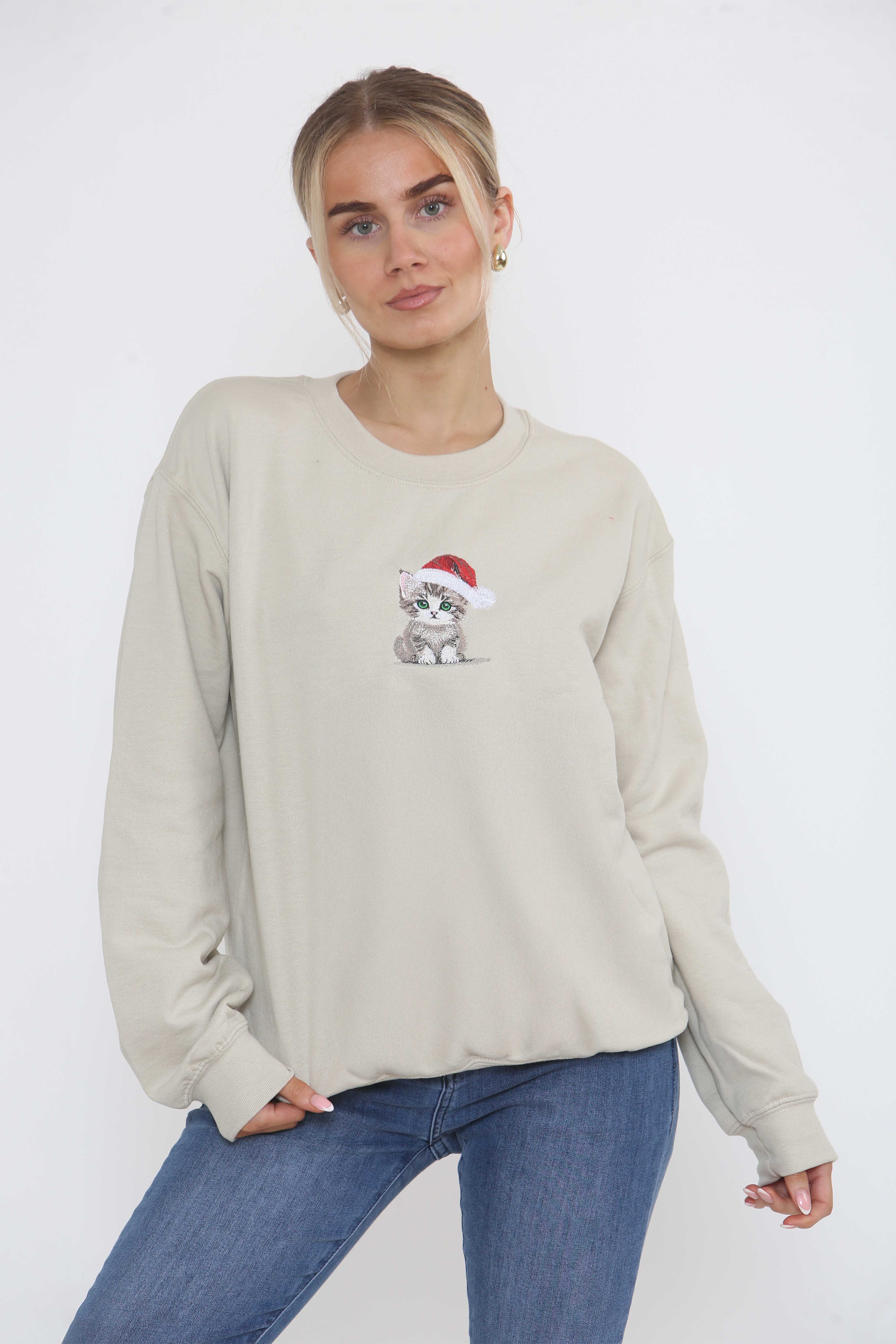 Unisex Heavy Blend Christmas Cat Embroidered Sweatshirt