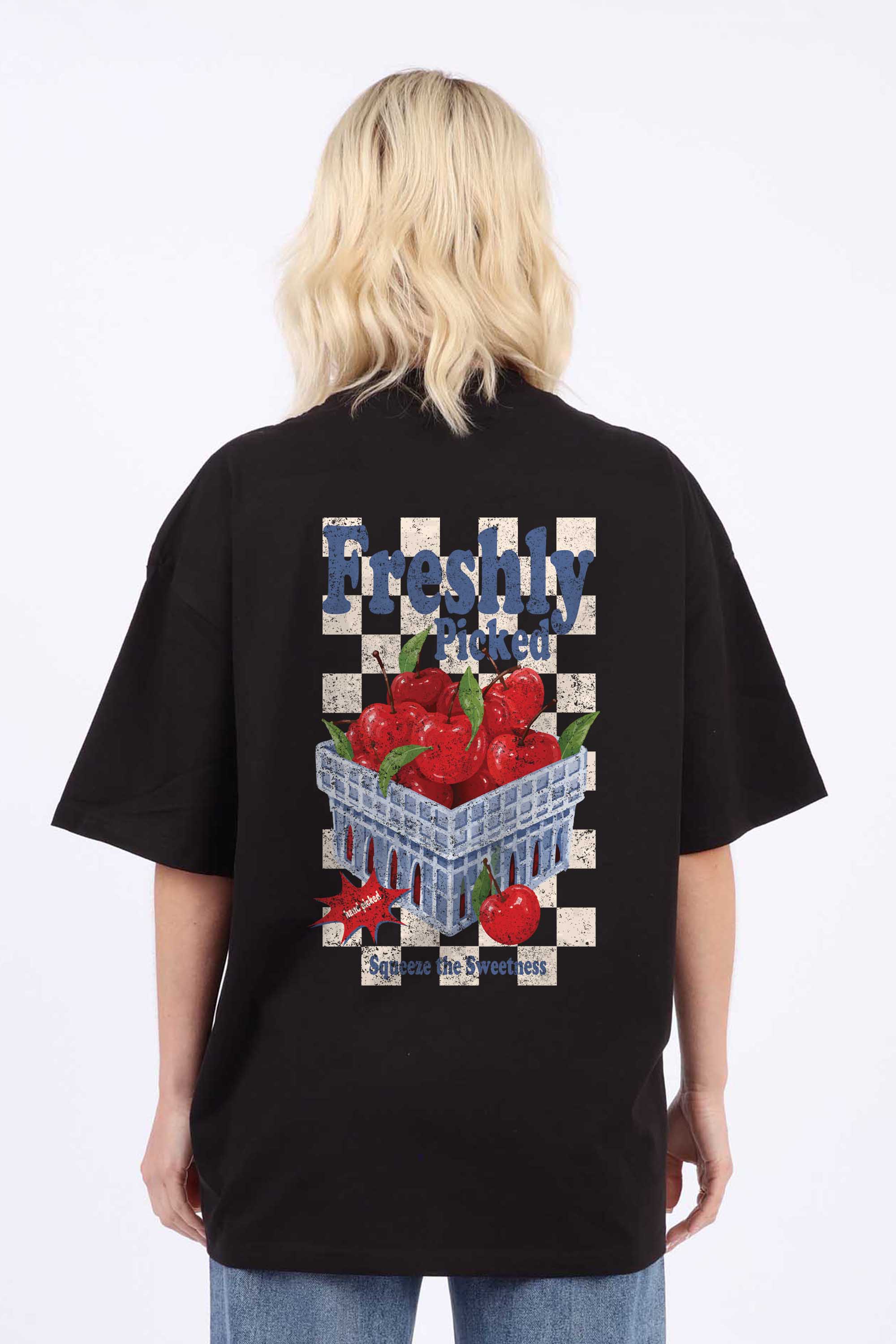 220GSM Oversized T-shirt in Freshly Picked Apples Print