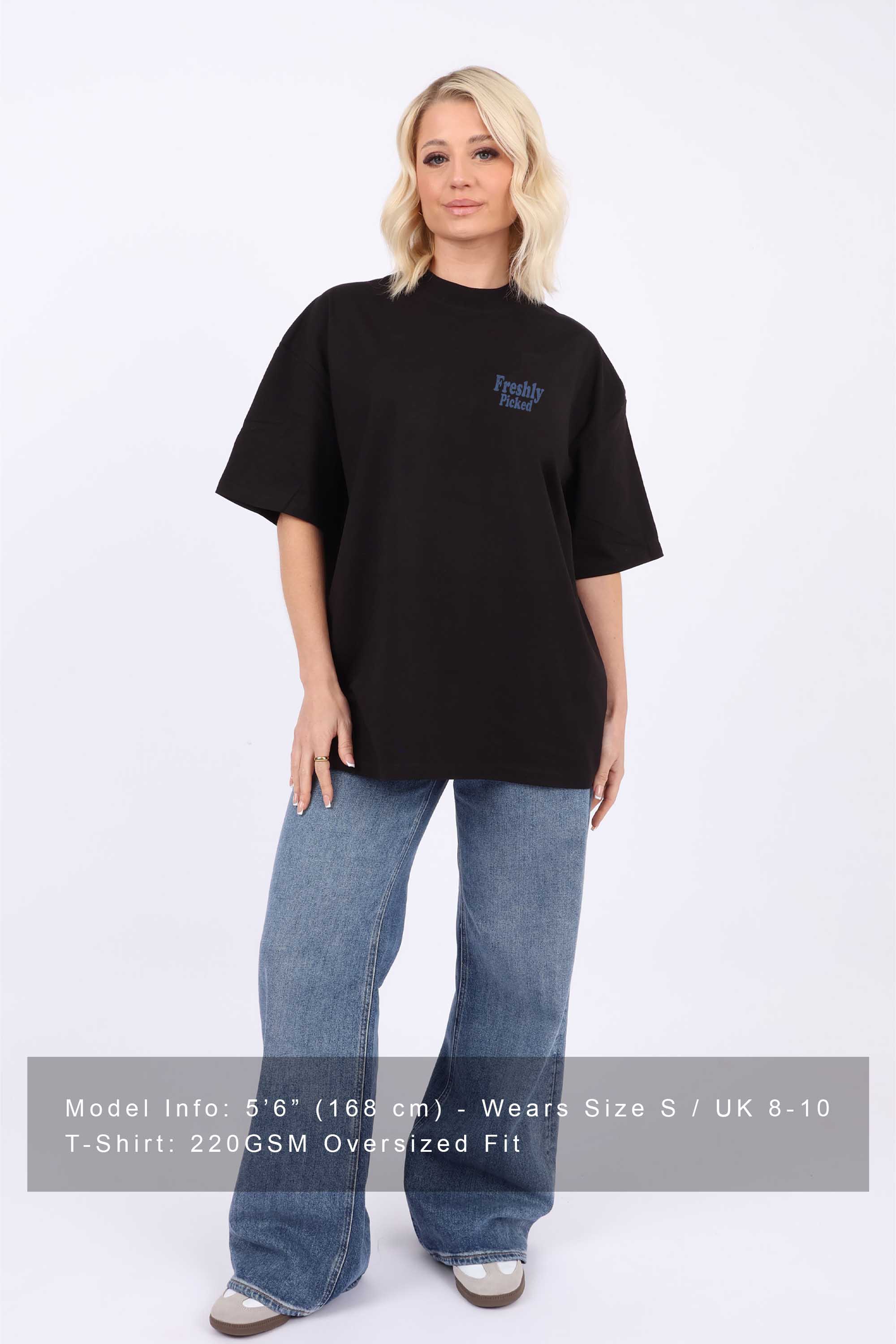 220GSM Oversized T-shirt in Freshly Picked Apples Print