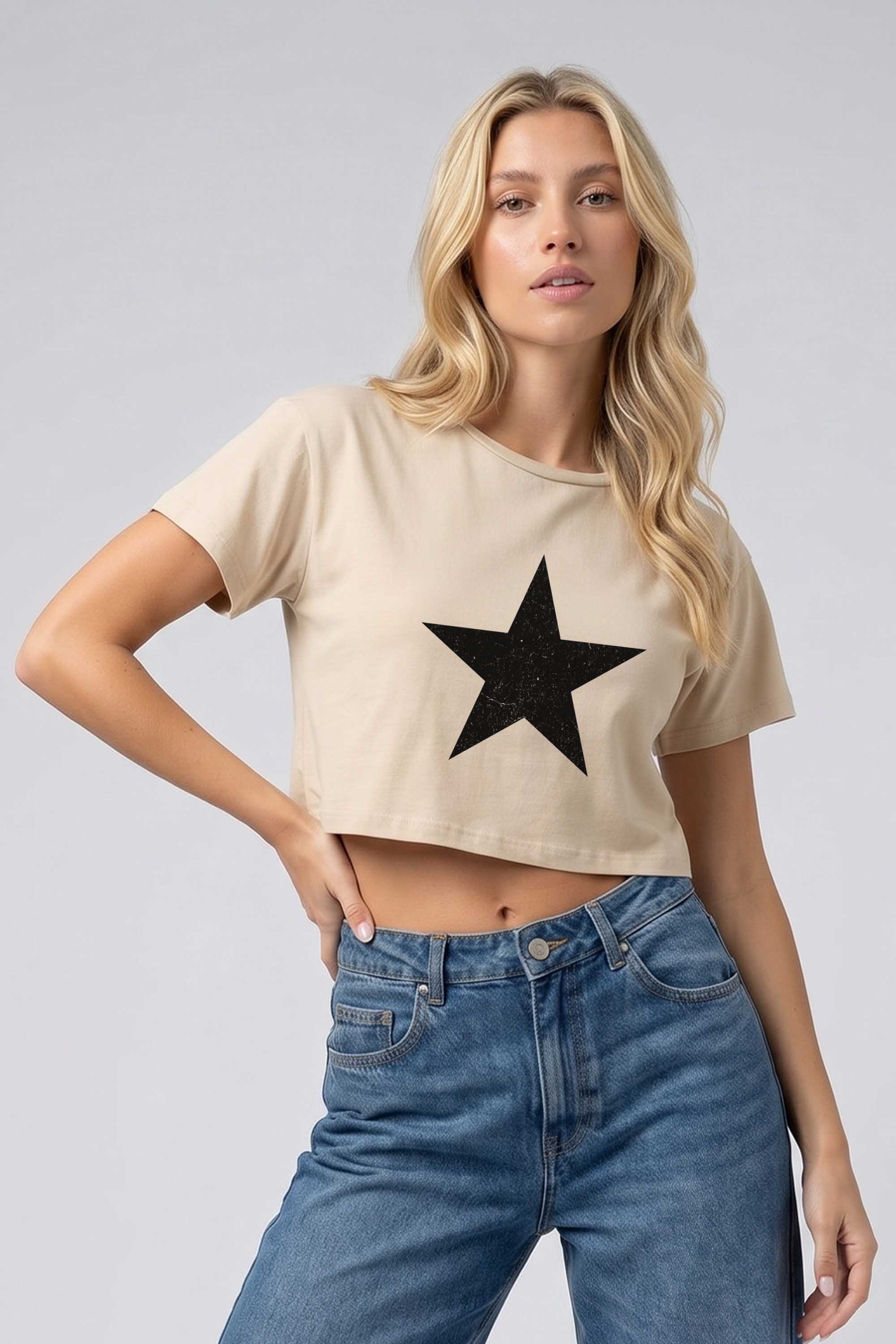 Cropped T-shirt in Distressed Star Print