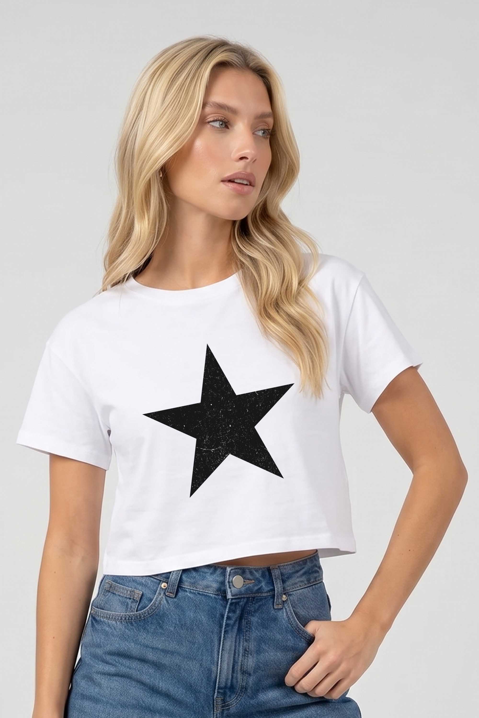 Cropped T-shirt in Distressed Star Print
