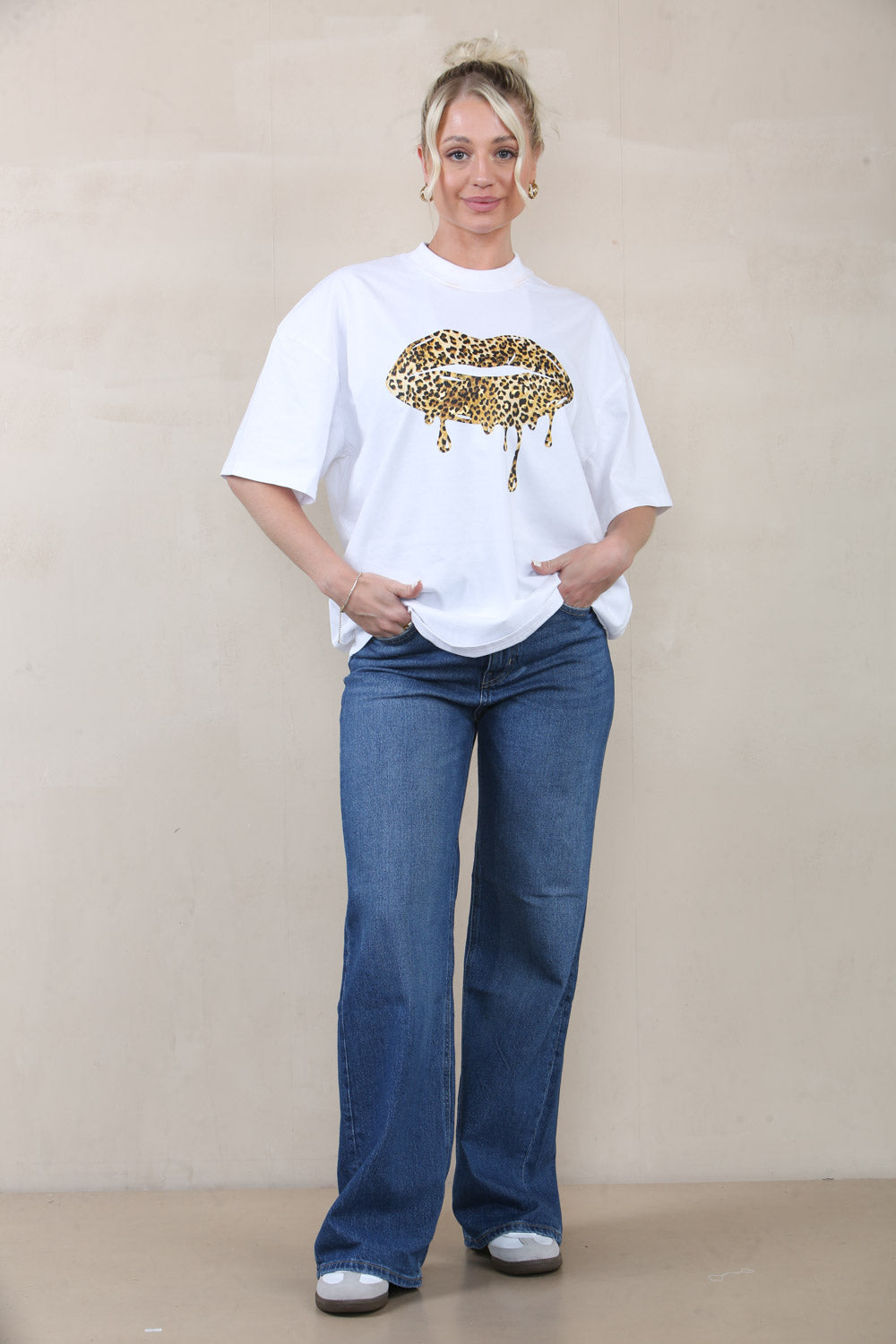 220GSM Oversize T-Shirt In Leopard Lips Foil Print