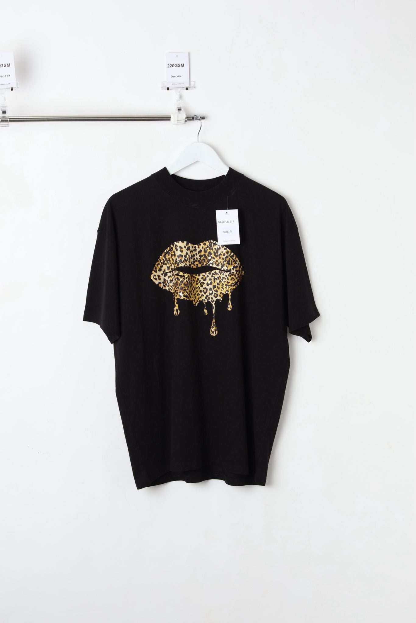 220GSM OVERSIZED PRINTED T-SHIRT BLACK (SIZE S)-SAMPLE