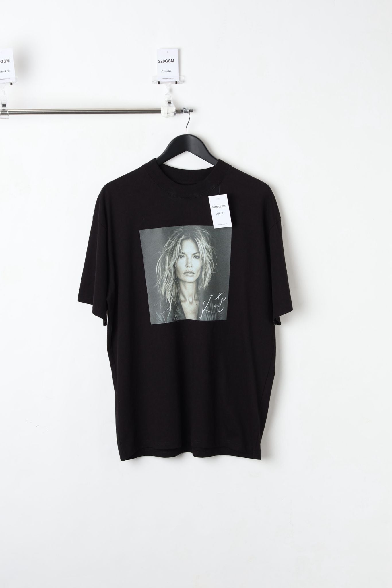 220GSM OVERSIZED PRINTED T-SHIRT BLACK (SIZE S)-SAMPLE