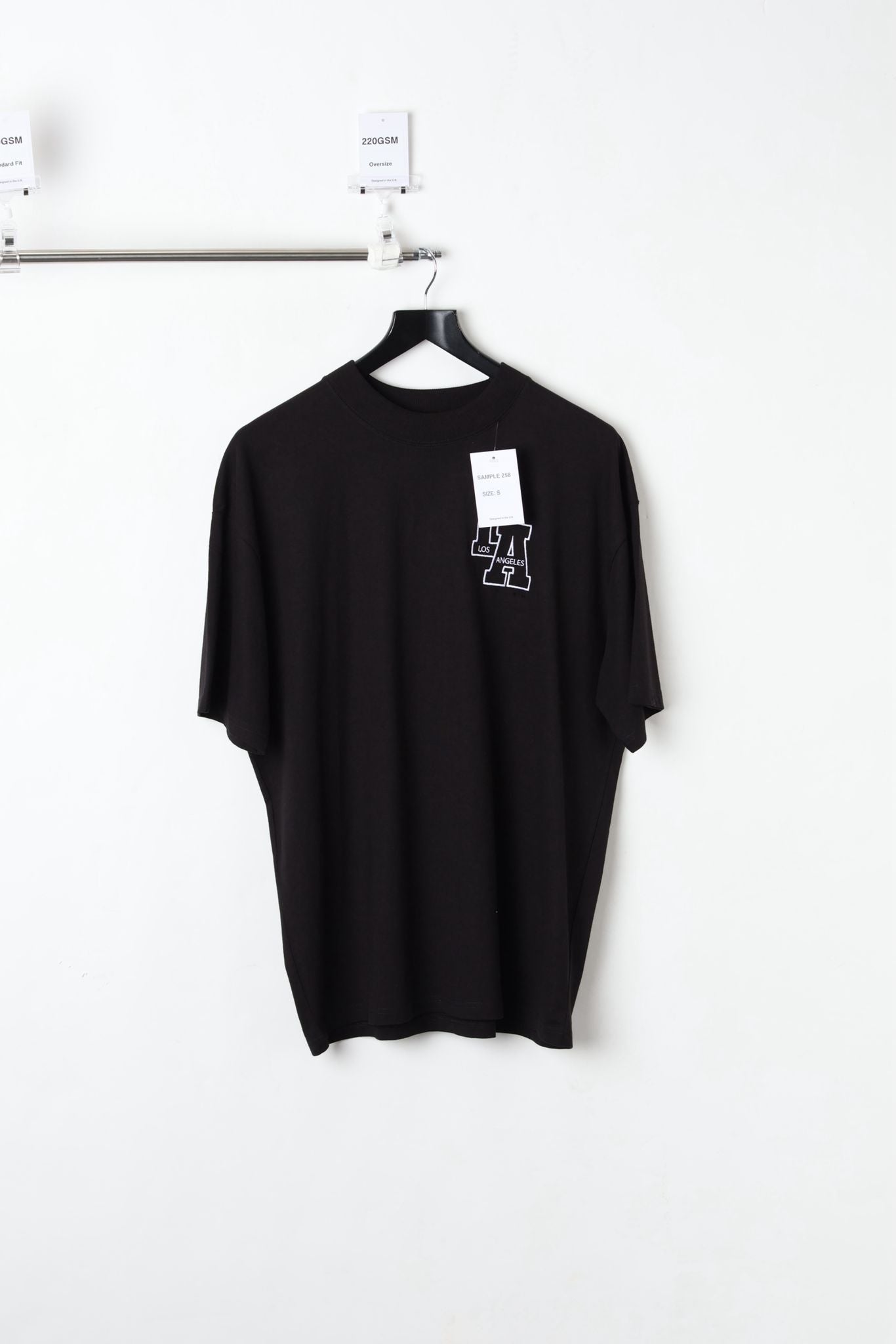 220GSM OVERSIZED EMBROIDERED T-SHIRT BLACK (SIZE S)-SAMPLE