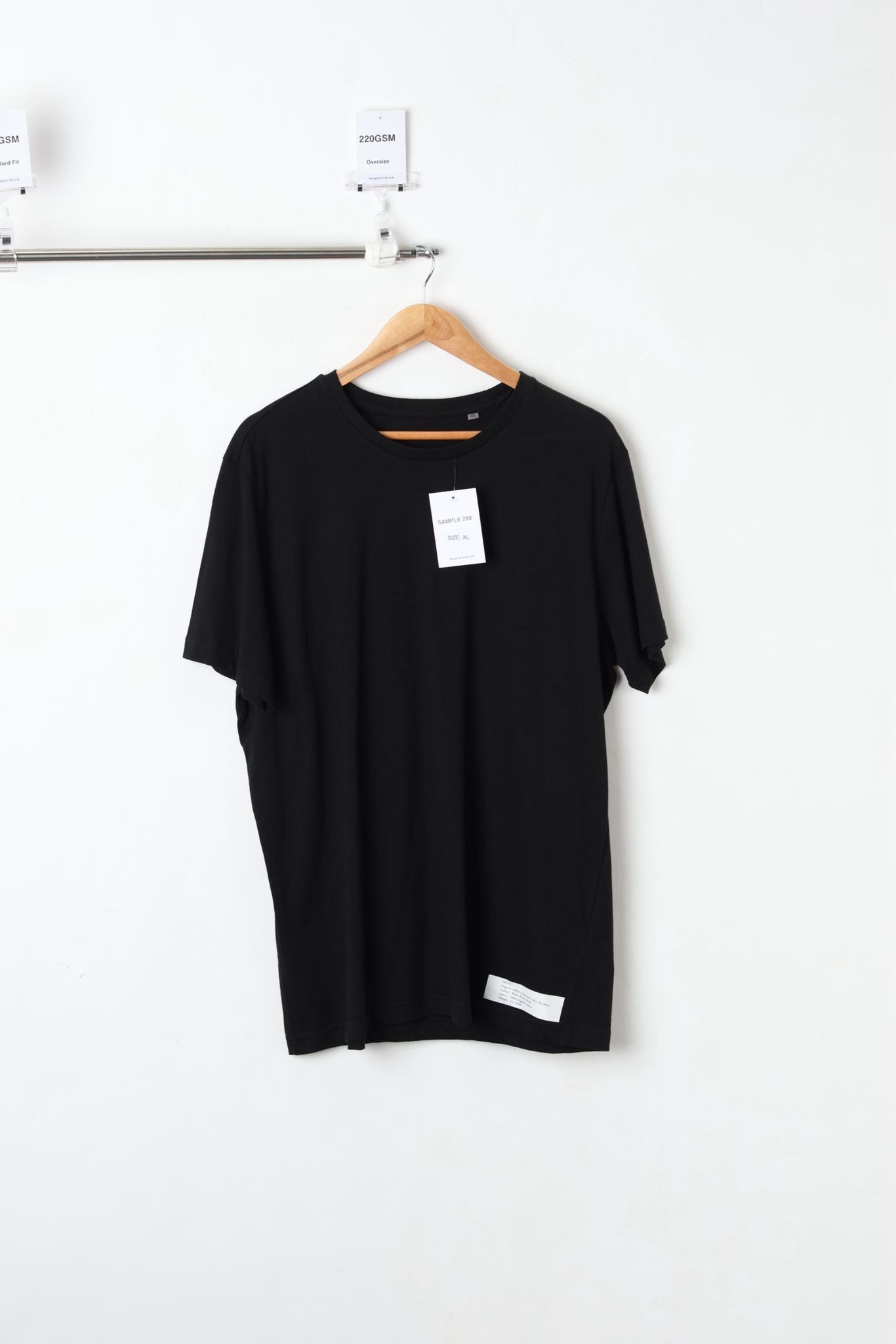 220GSM OVERSIZED T-SHIRT BLACK (SIZE XL)-SAMPLE