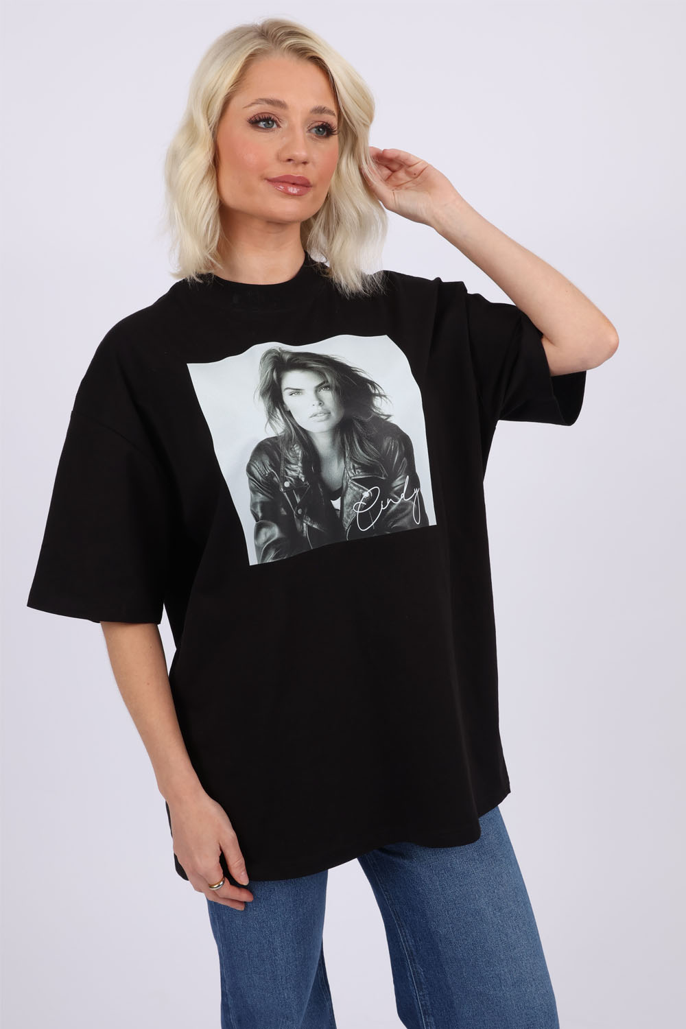 220GSM Oversize T-Shirt In Cindy Crawford Print