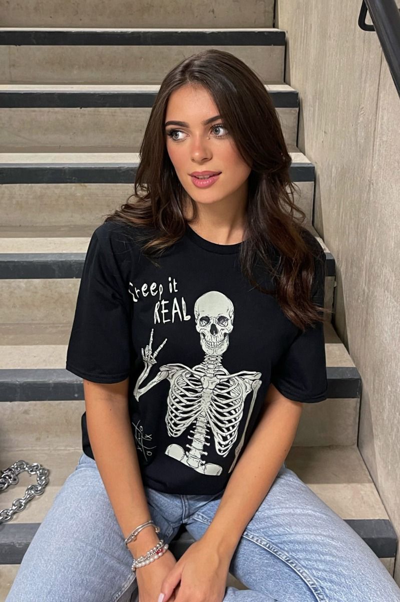 Creep It Real Skeleton Graphic T-Shirt (Pack of 6)